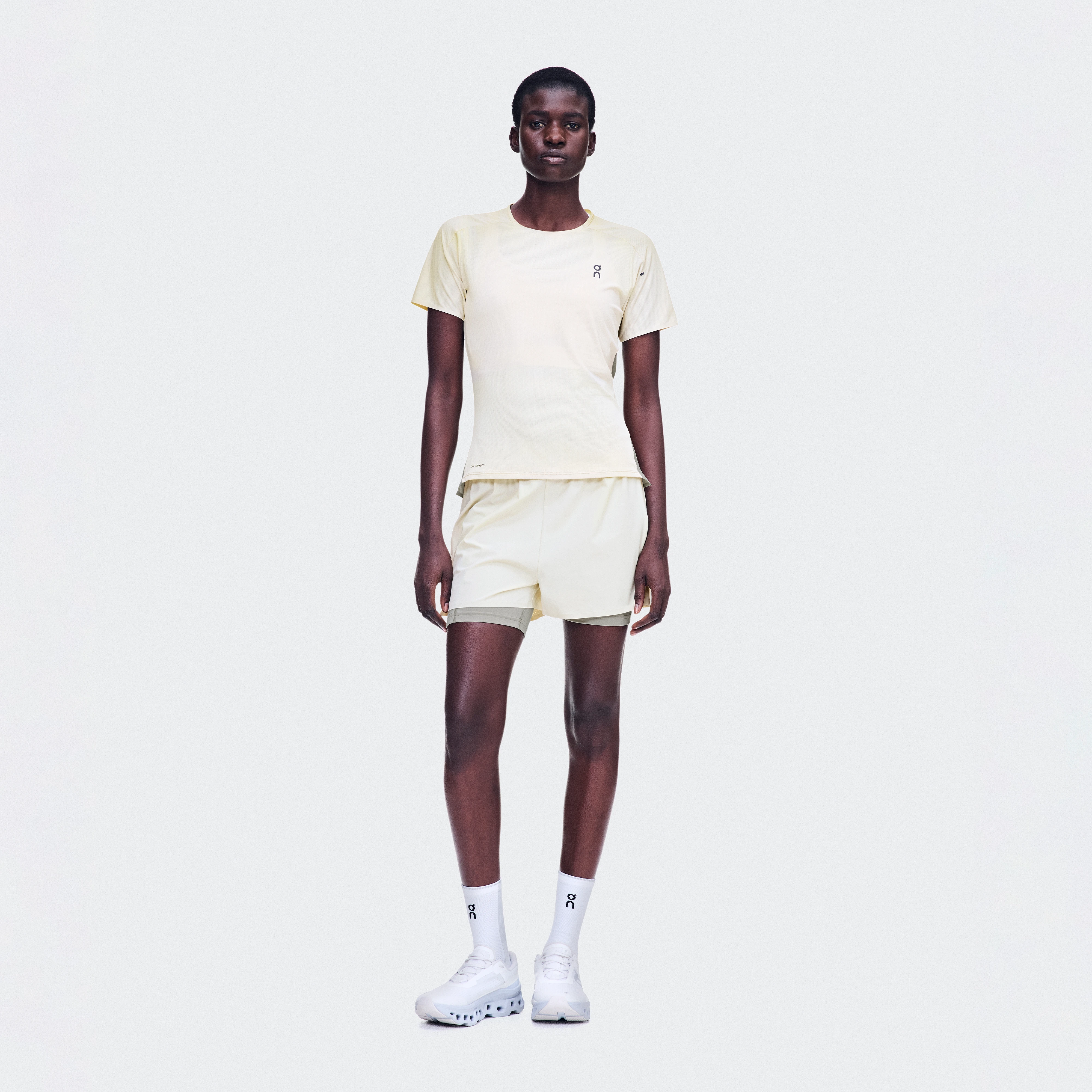 On 3" Performance 2/1 Shorts Hare & Brume Femme – Running performance, légèreté, évacuation de l’humidité Shorts
