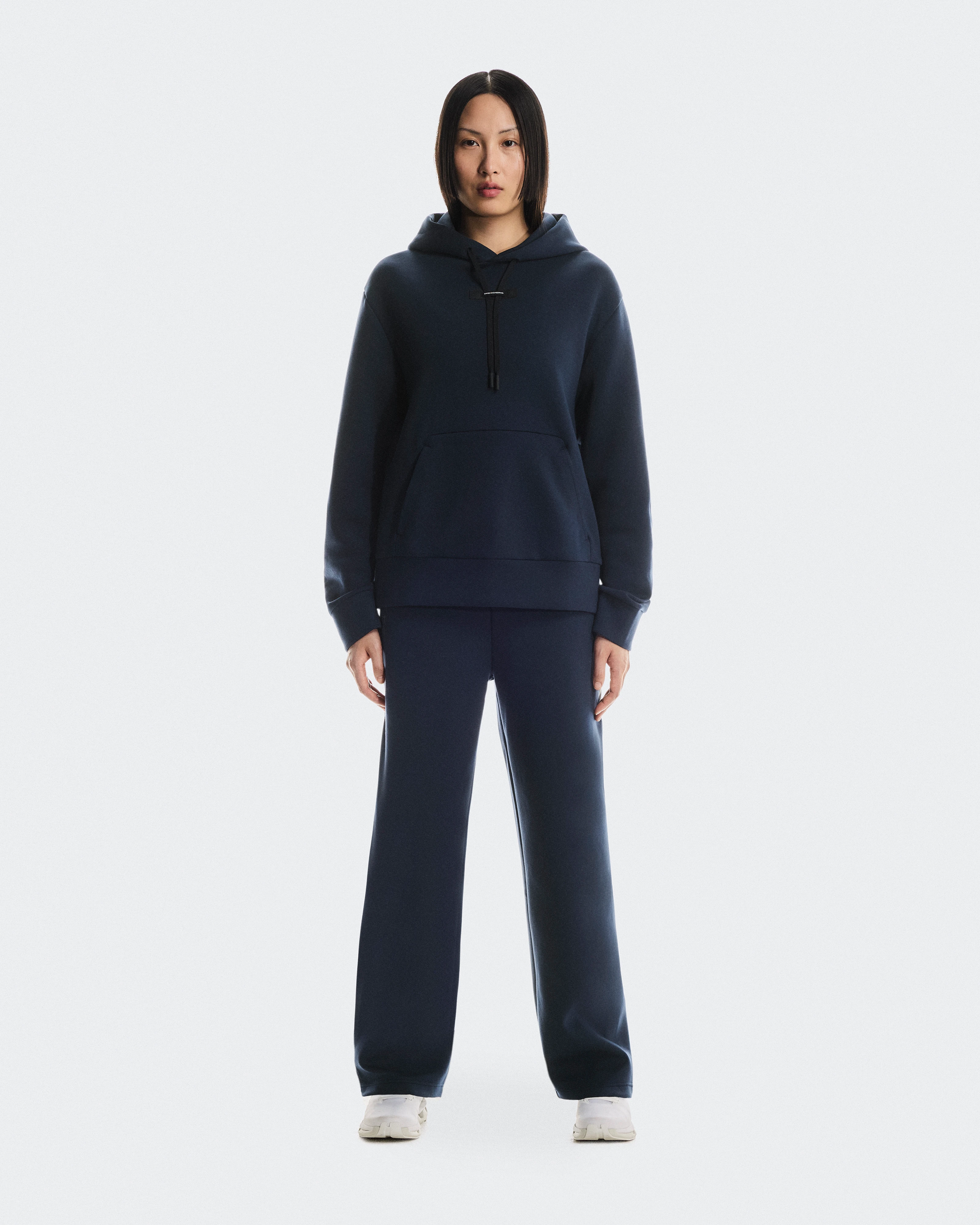 On Focus Tech Sweatpants Navy Femme Pantalons