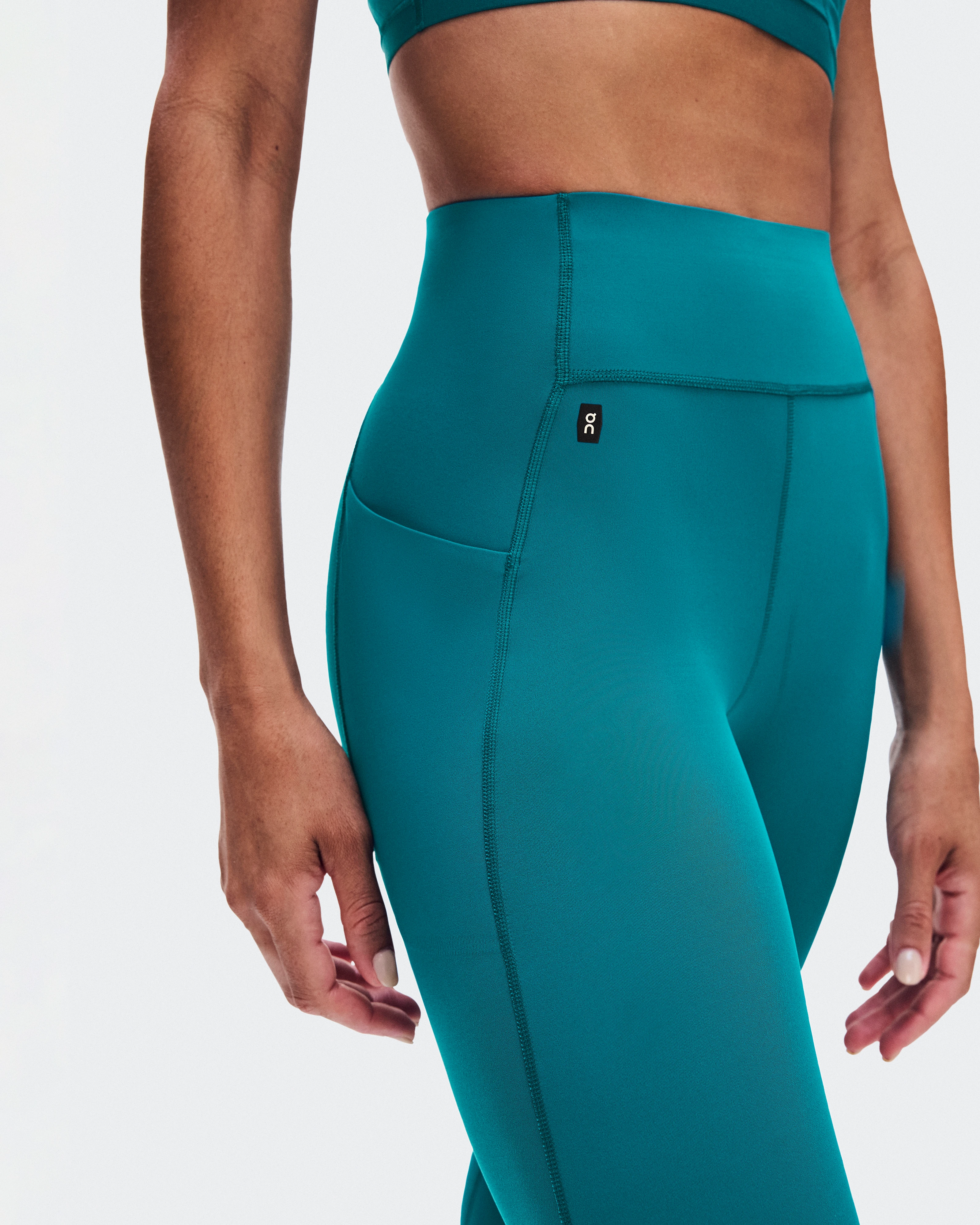 On Train Tights Abyss Femme Leggings