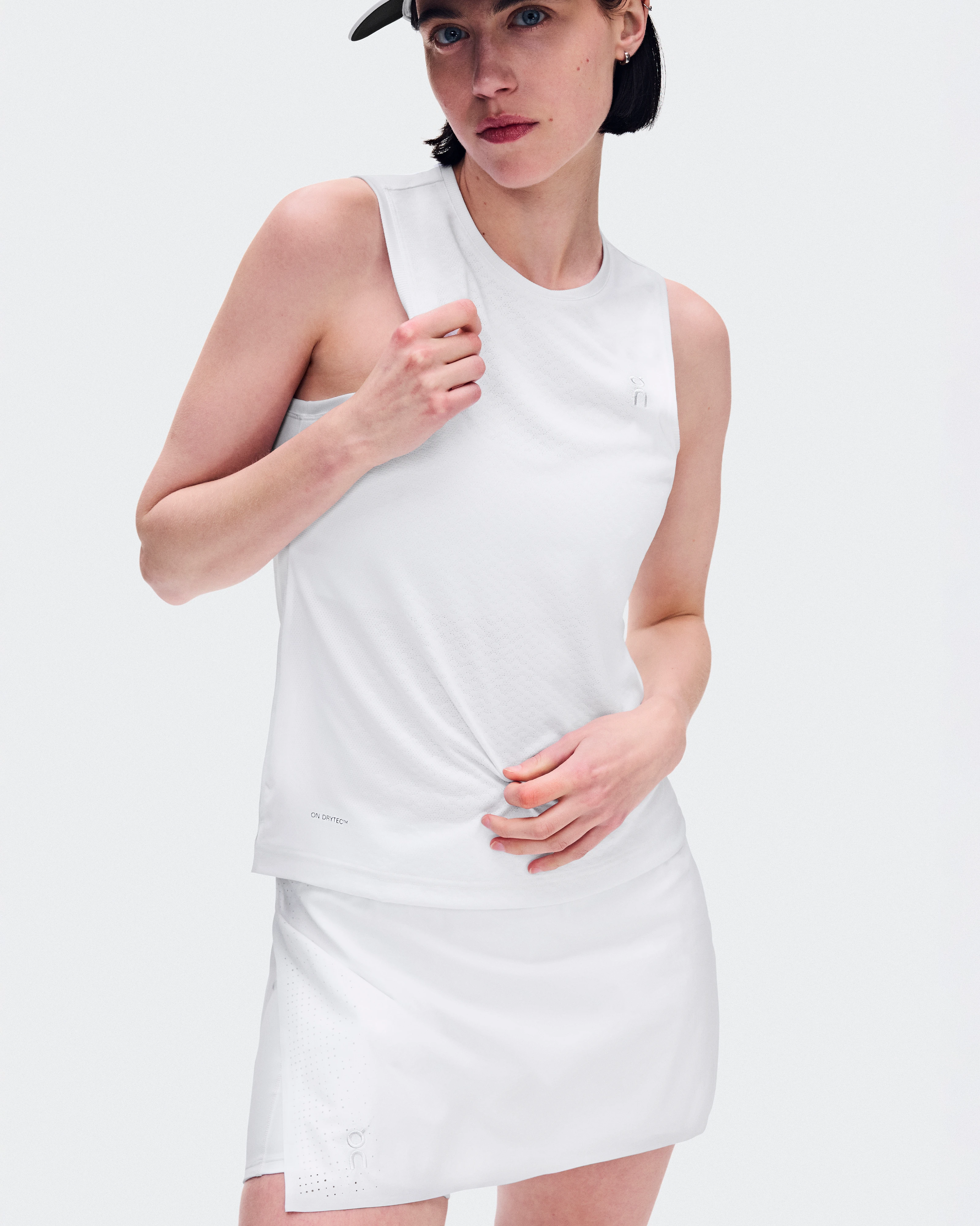 On Court Tank Edit LDN White Femme