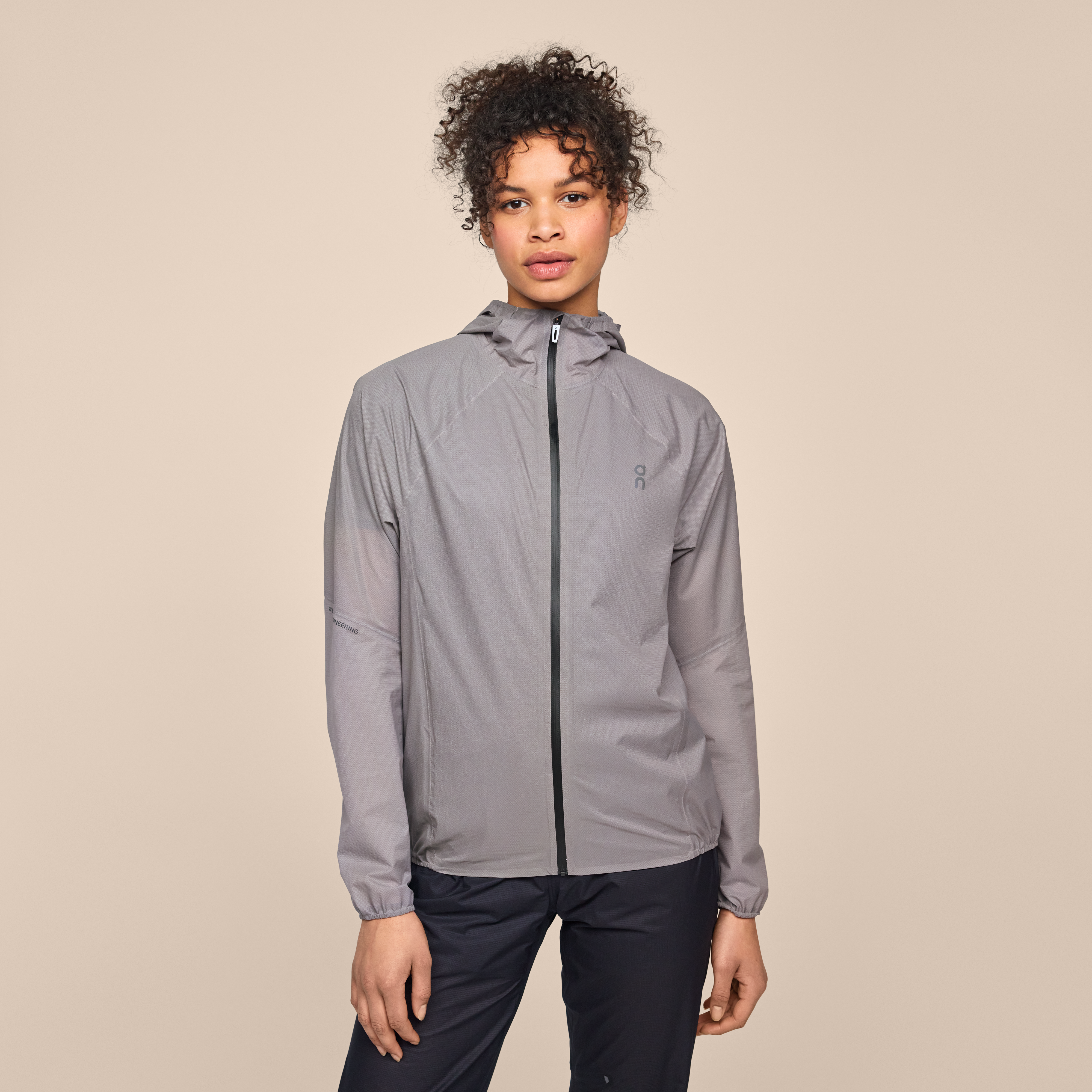 On Ultra Jacket Zinc Femme – Trail running, imperméable, ultra-léger Vestes