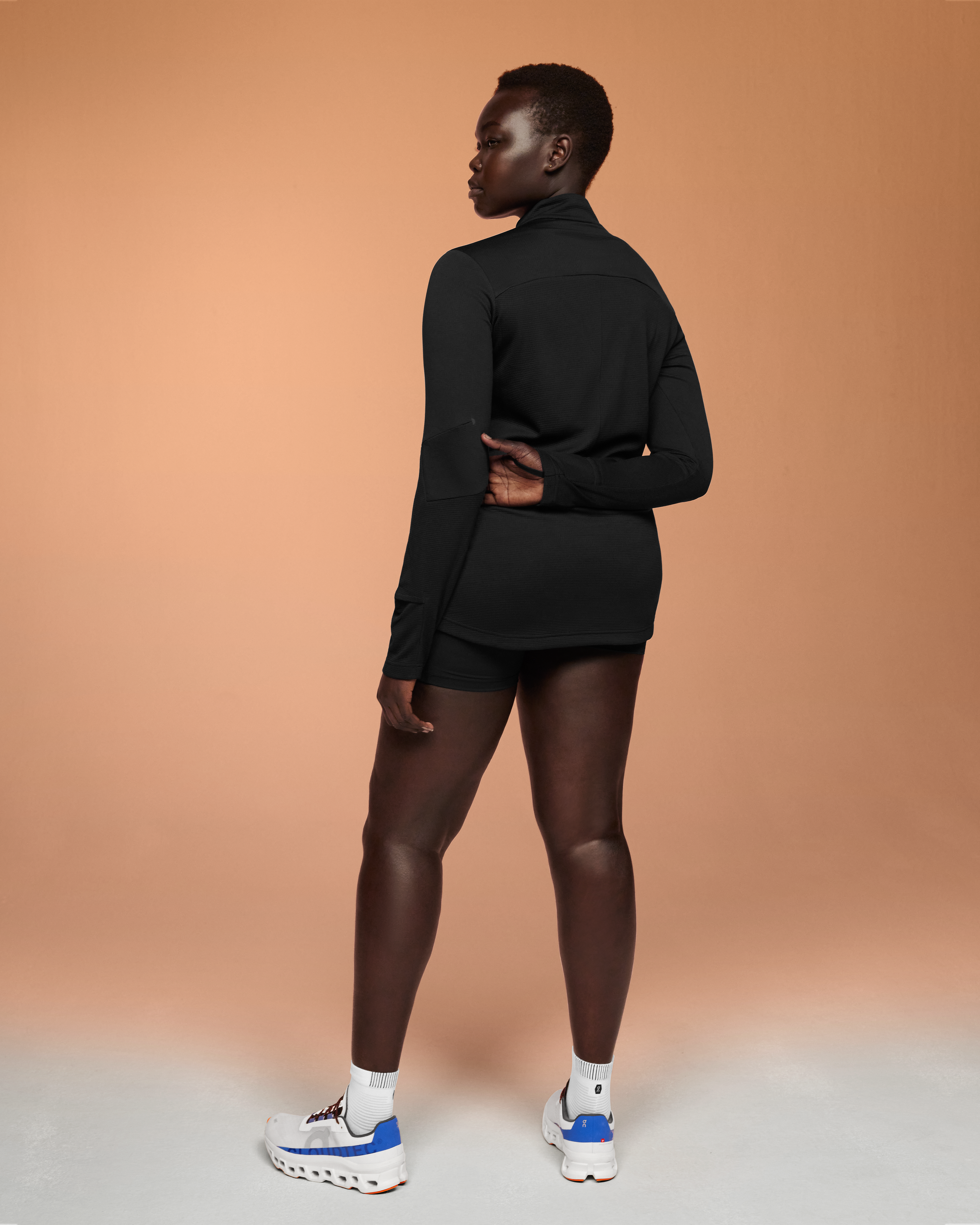 On Climate Shirt Black Femme Sweats à capuche et sweats