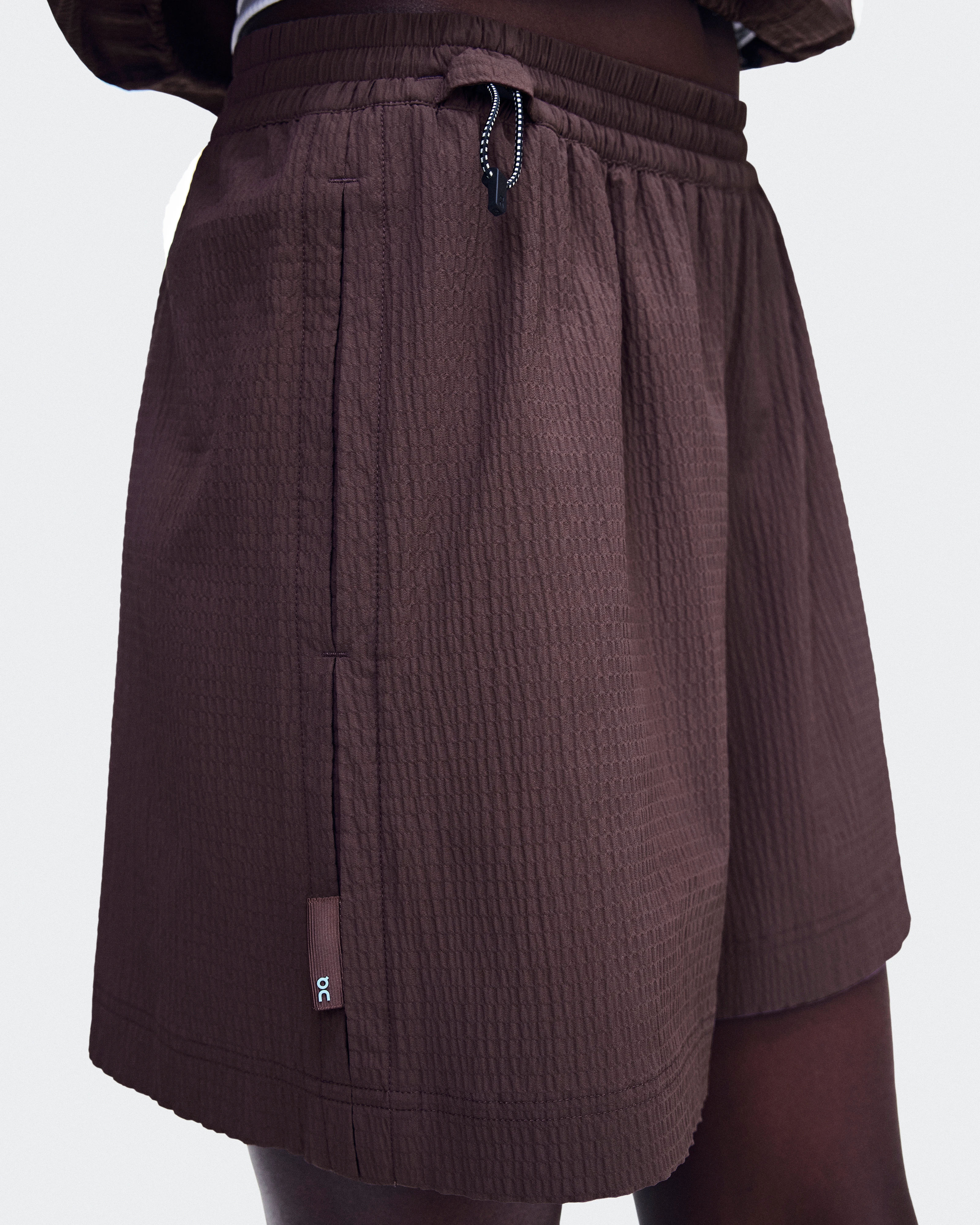On Courtside Shorts Eaze Mulberry Femme Shorts