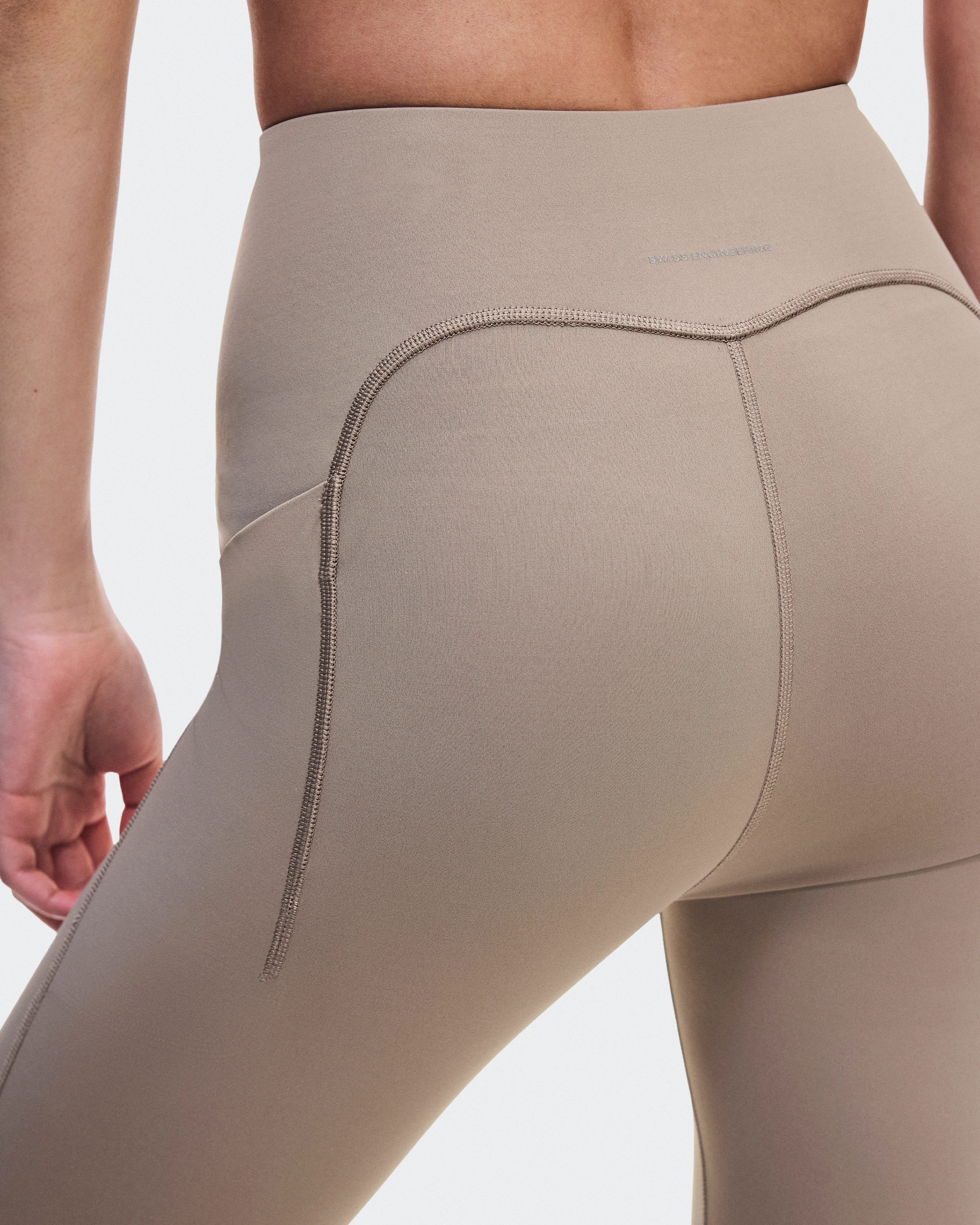 On Train Tights 7/8 Clay Femme Leggings