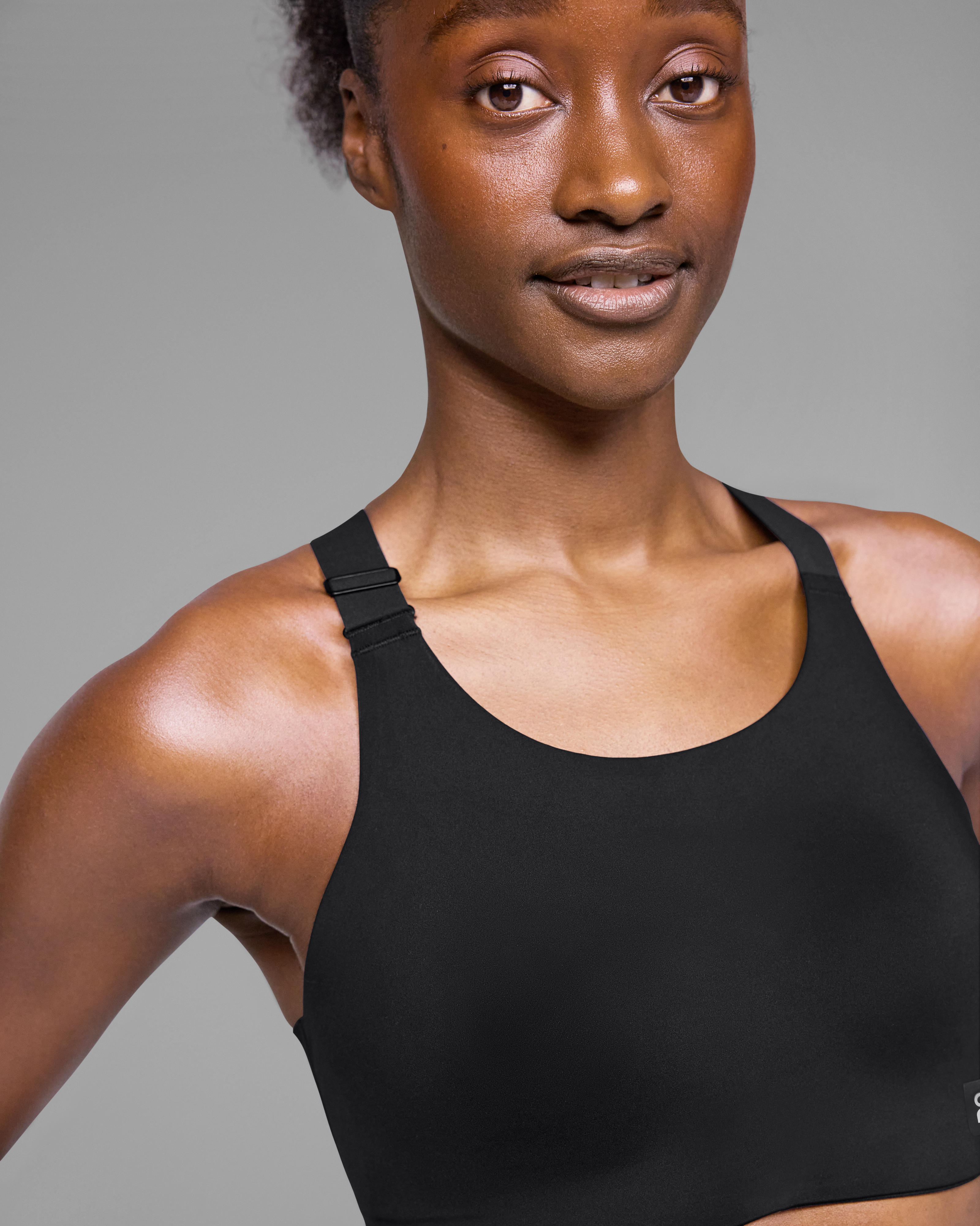 On Endurance Bra Black Femme Brassières