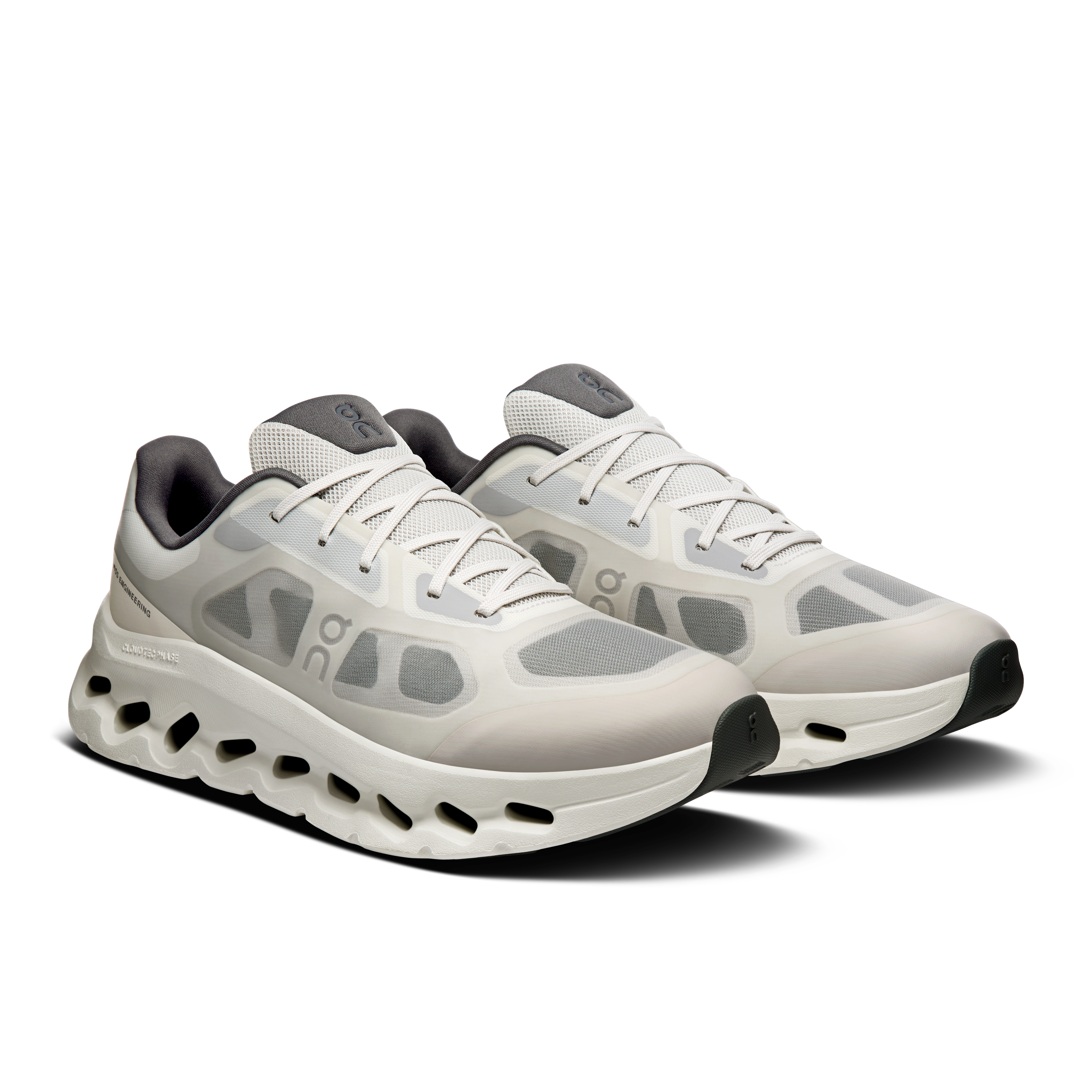 On Cloudtilt Remix Alloy & Ivory Homme Active Life Chaussures