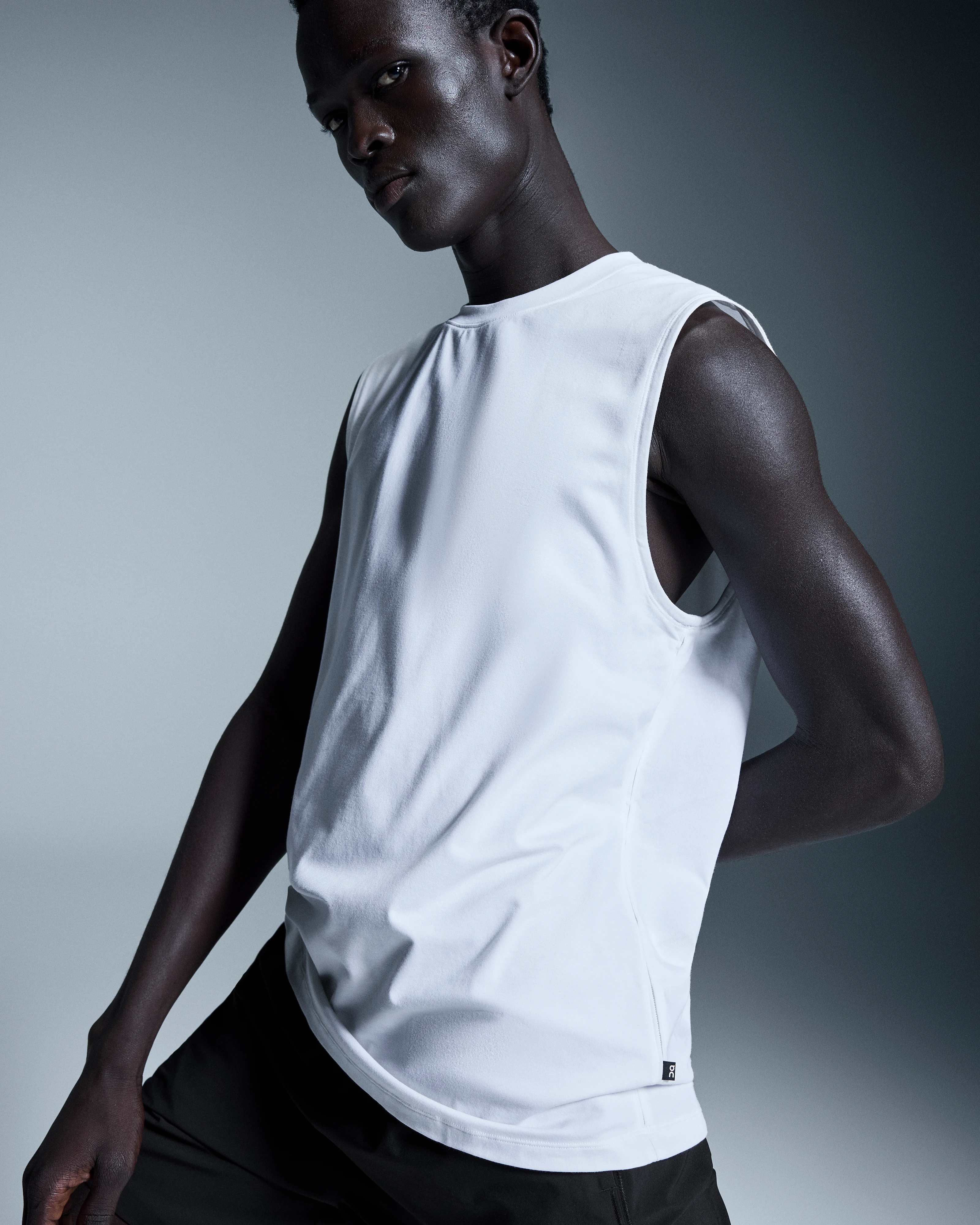 On Focus Tank White Homme Hauts et t-shirts