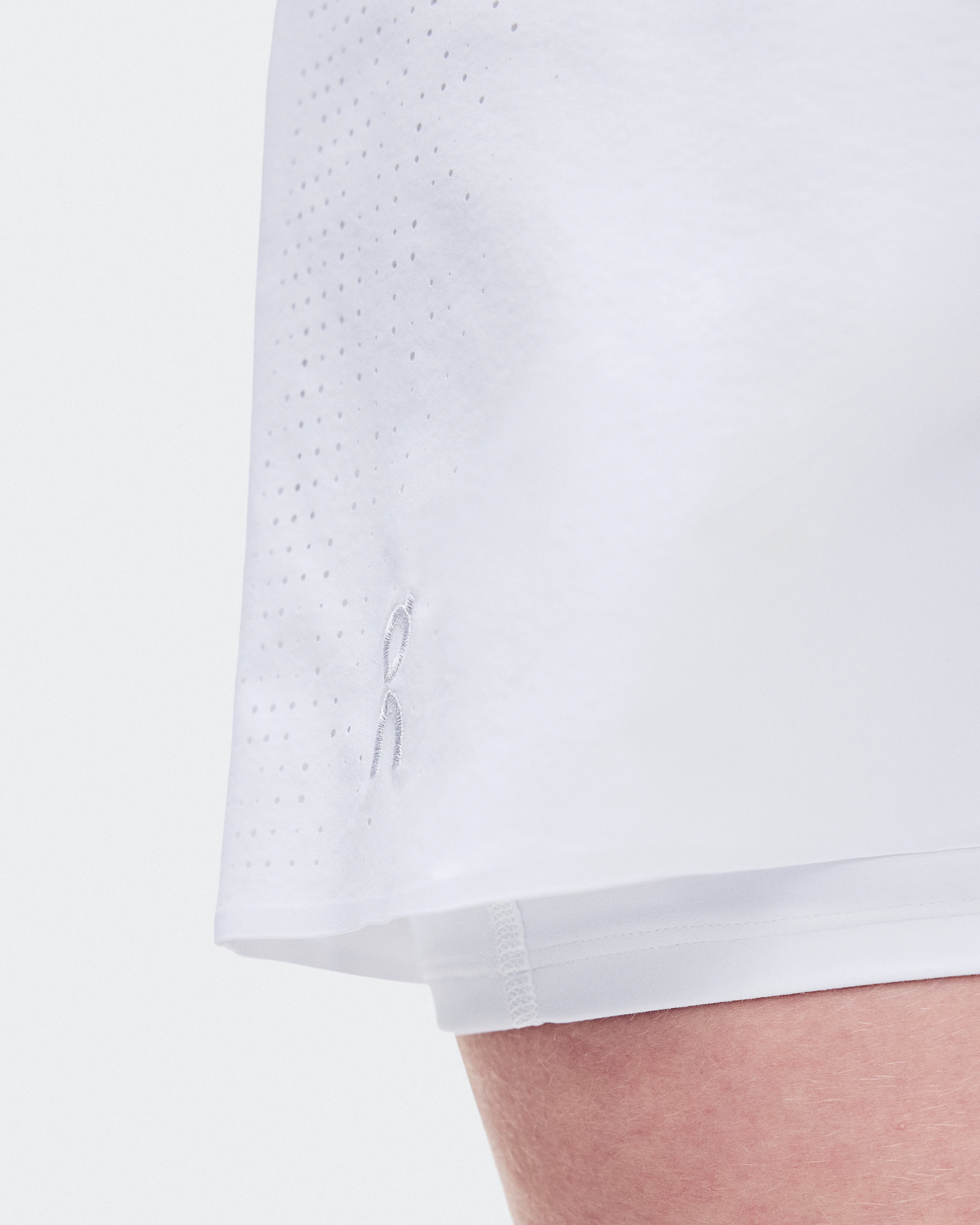 On Court Skirt Split LDN White Femme