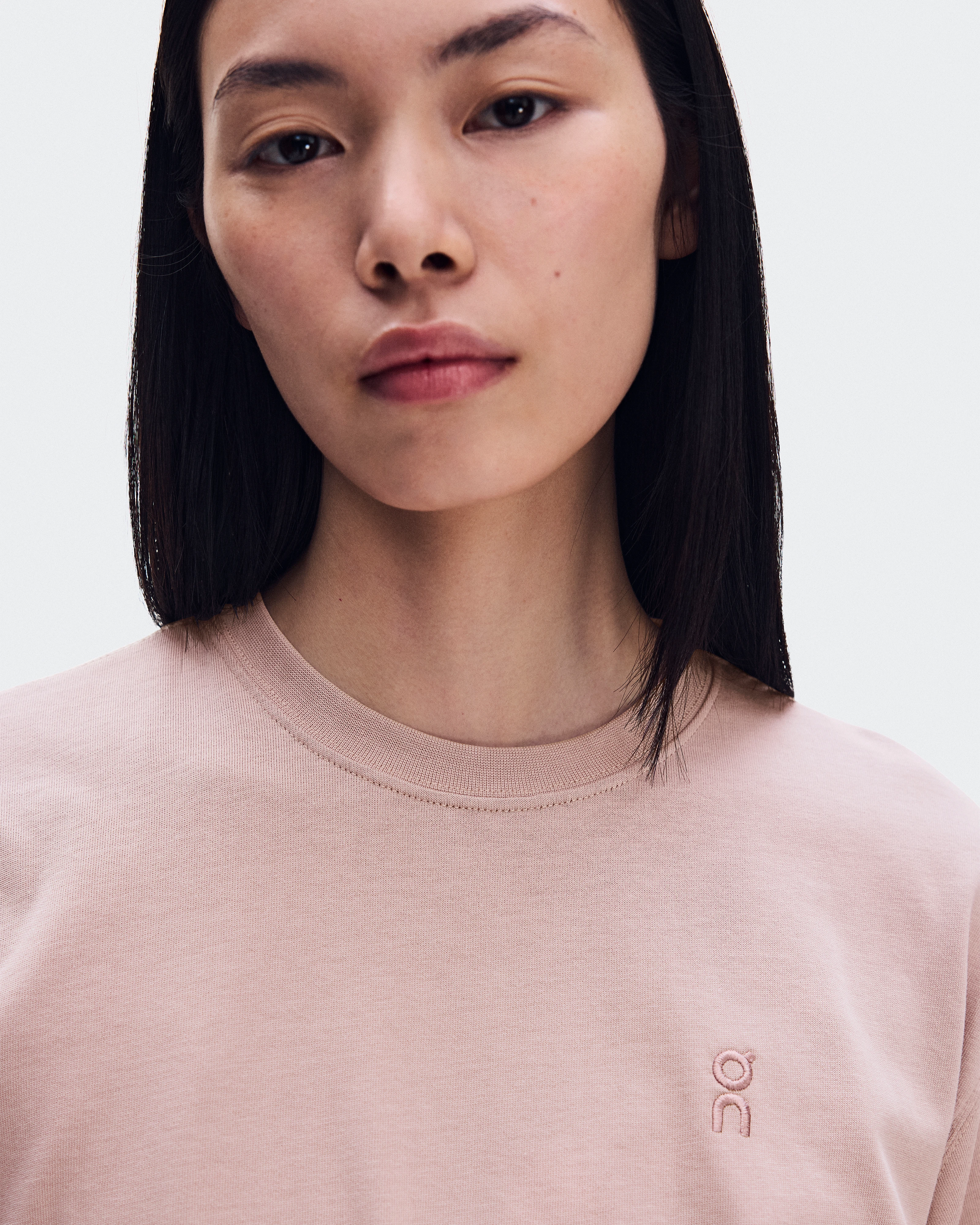 On Club Collective-T Ascent Biscuit Femme Hauts et t-shirts
