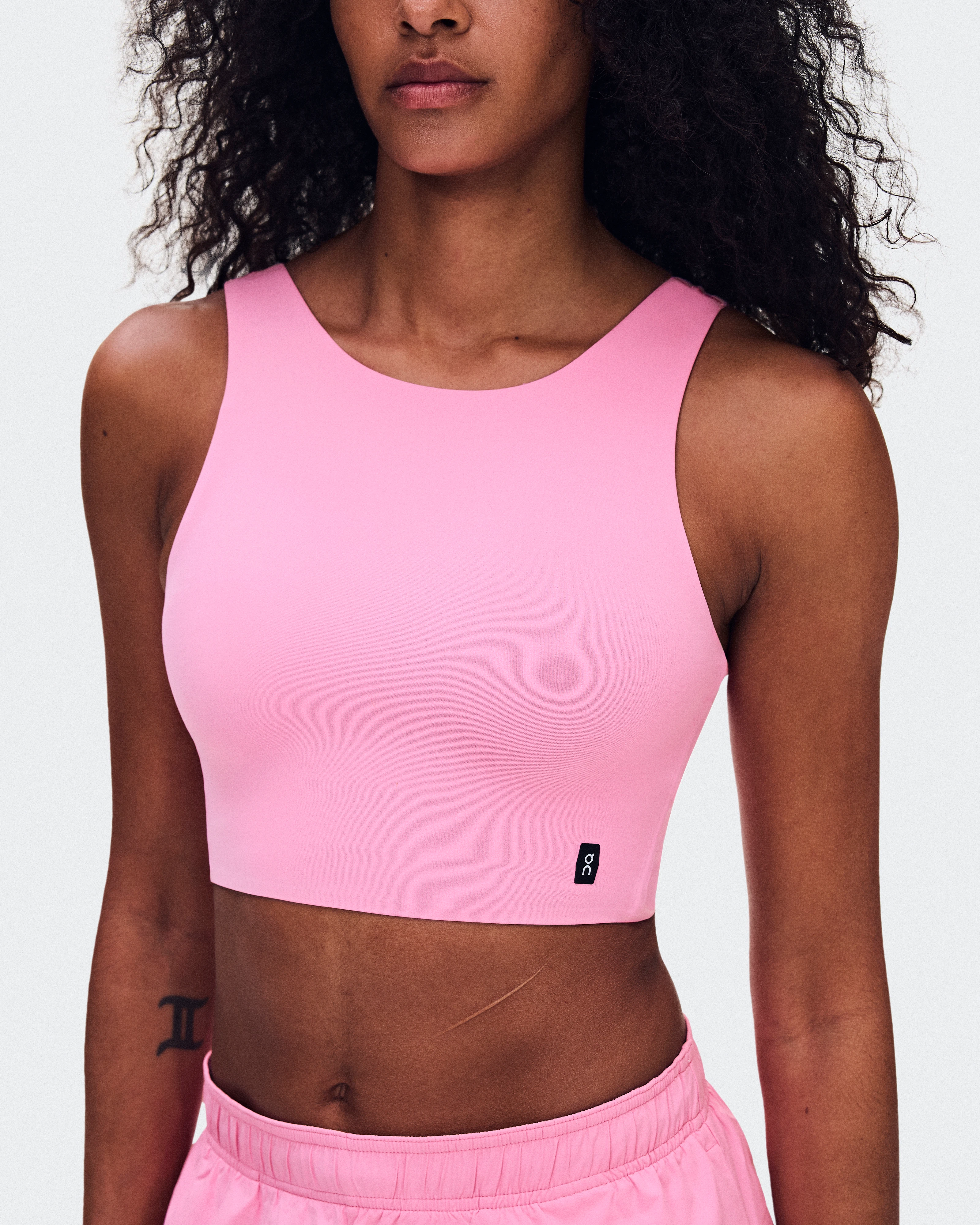 On Core 2-in-1 Crop Bubblegum Femme Hauts et t-shirts