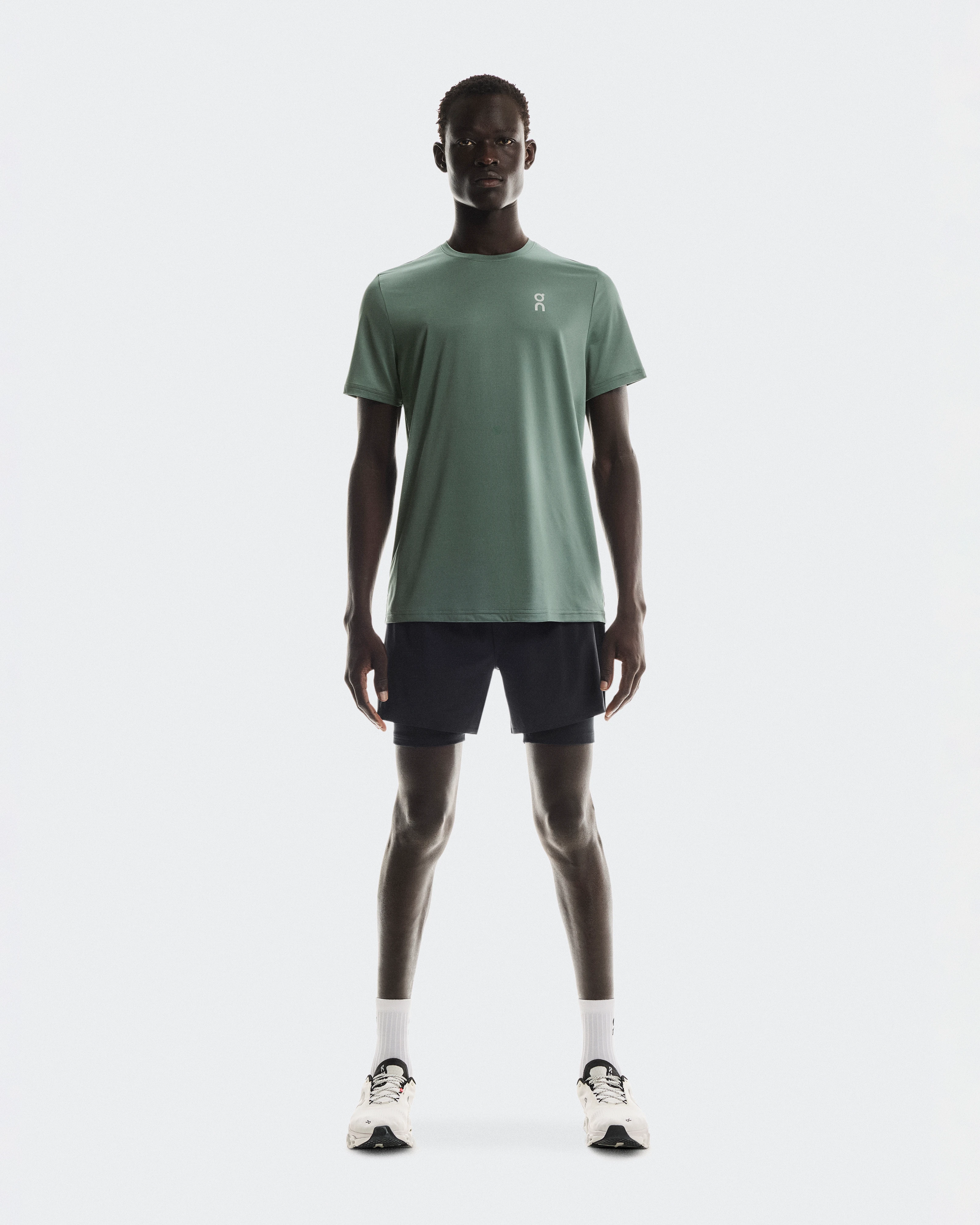 On Core-T Olive Homme Hauts et t-shirts