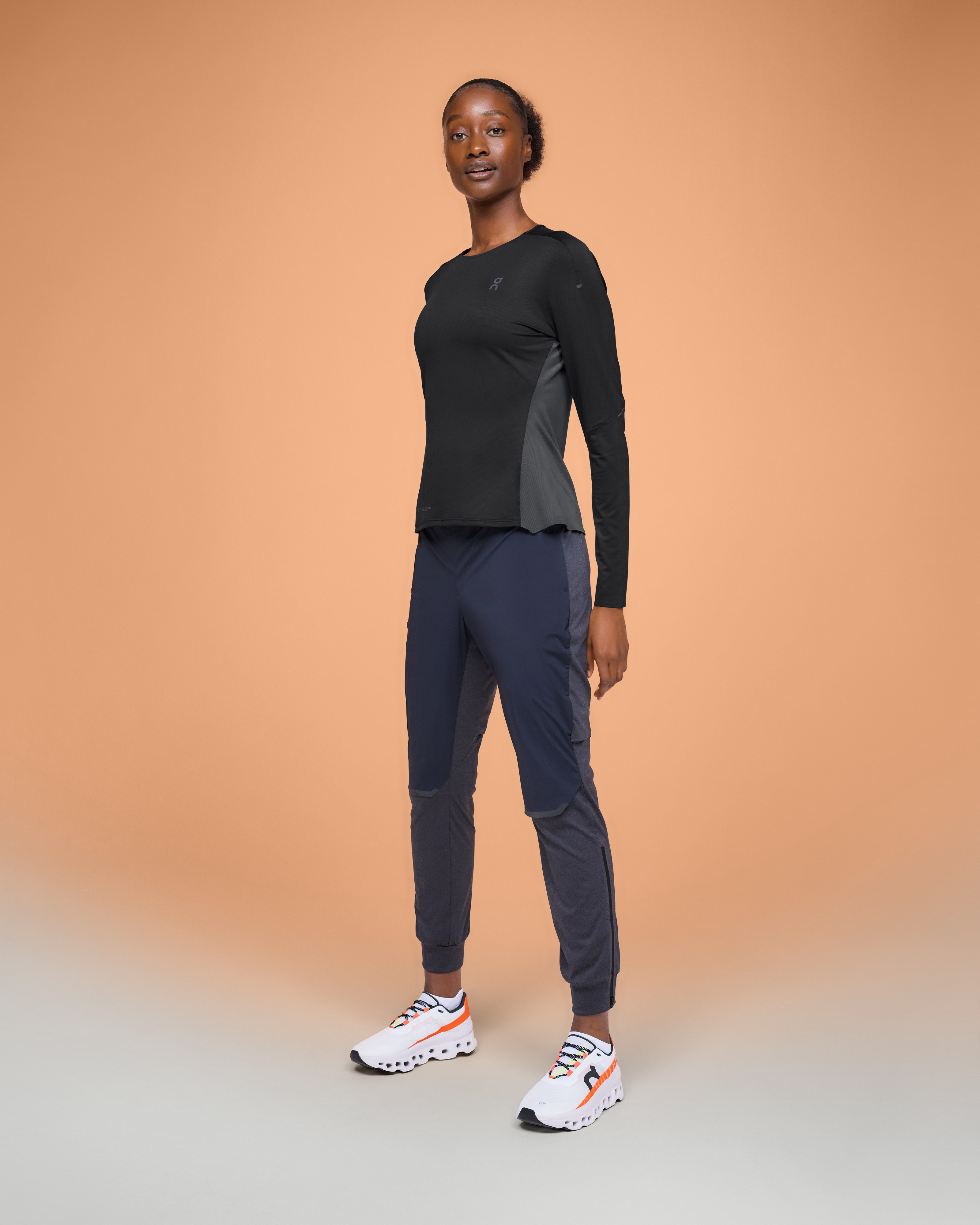 On Performance Long-T Black & Eclipse Femme Hauts et t-shirts