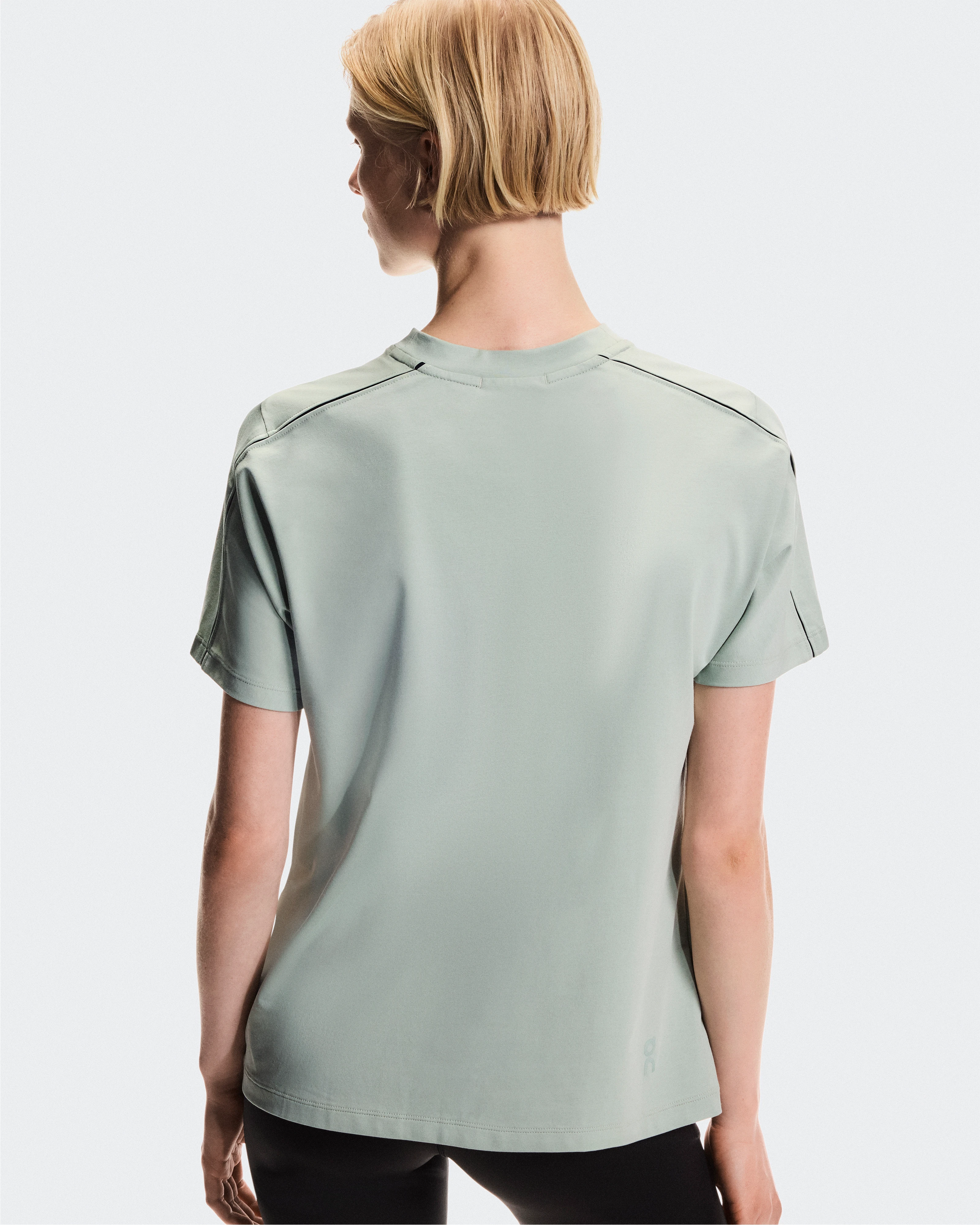 On Focus-T Mineral Femme Hauts et t-shirts