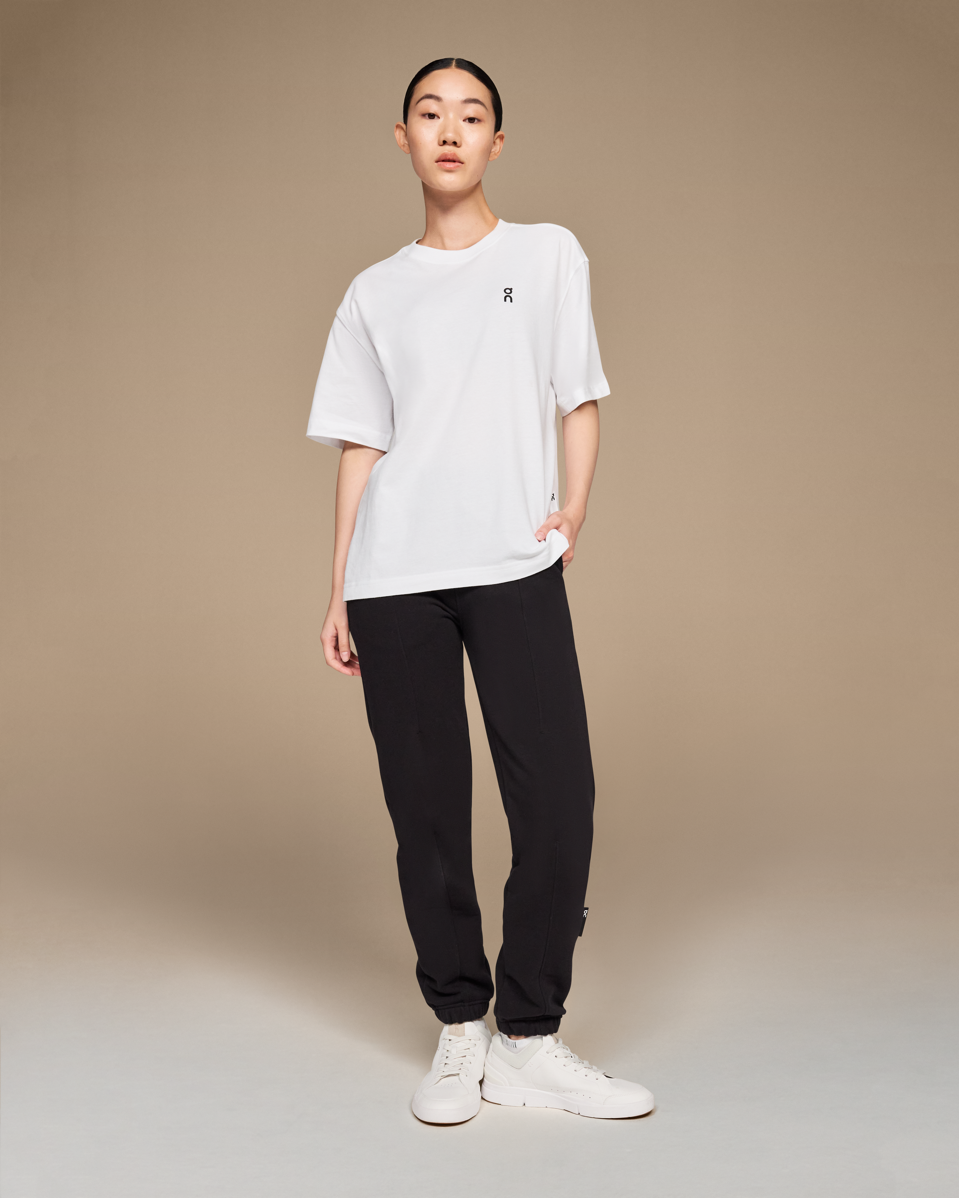 On Club-T White Femme Hauts et t-shirts