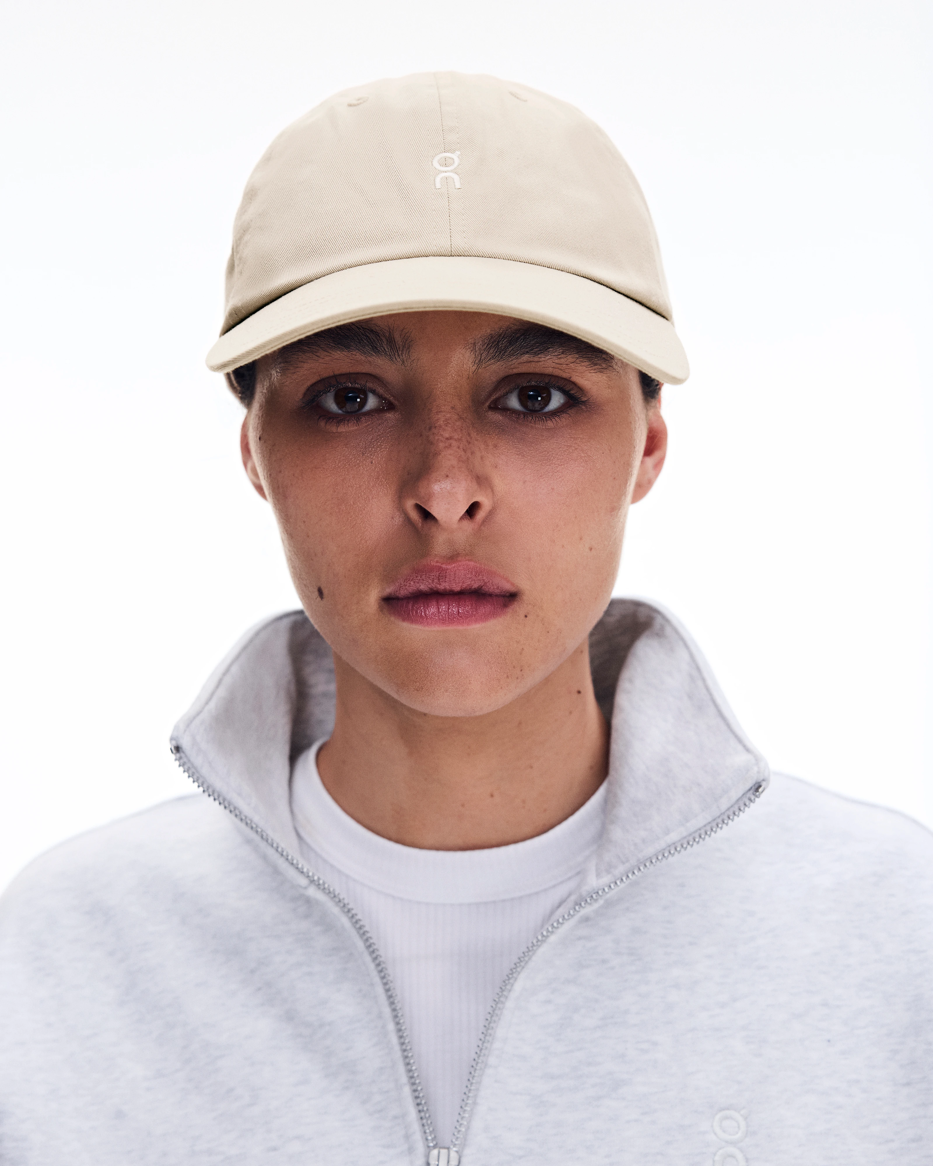 On All-Day Cap Sand Unisexe Chapeaux