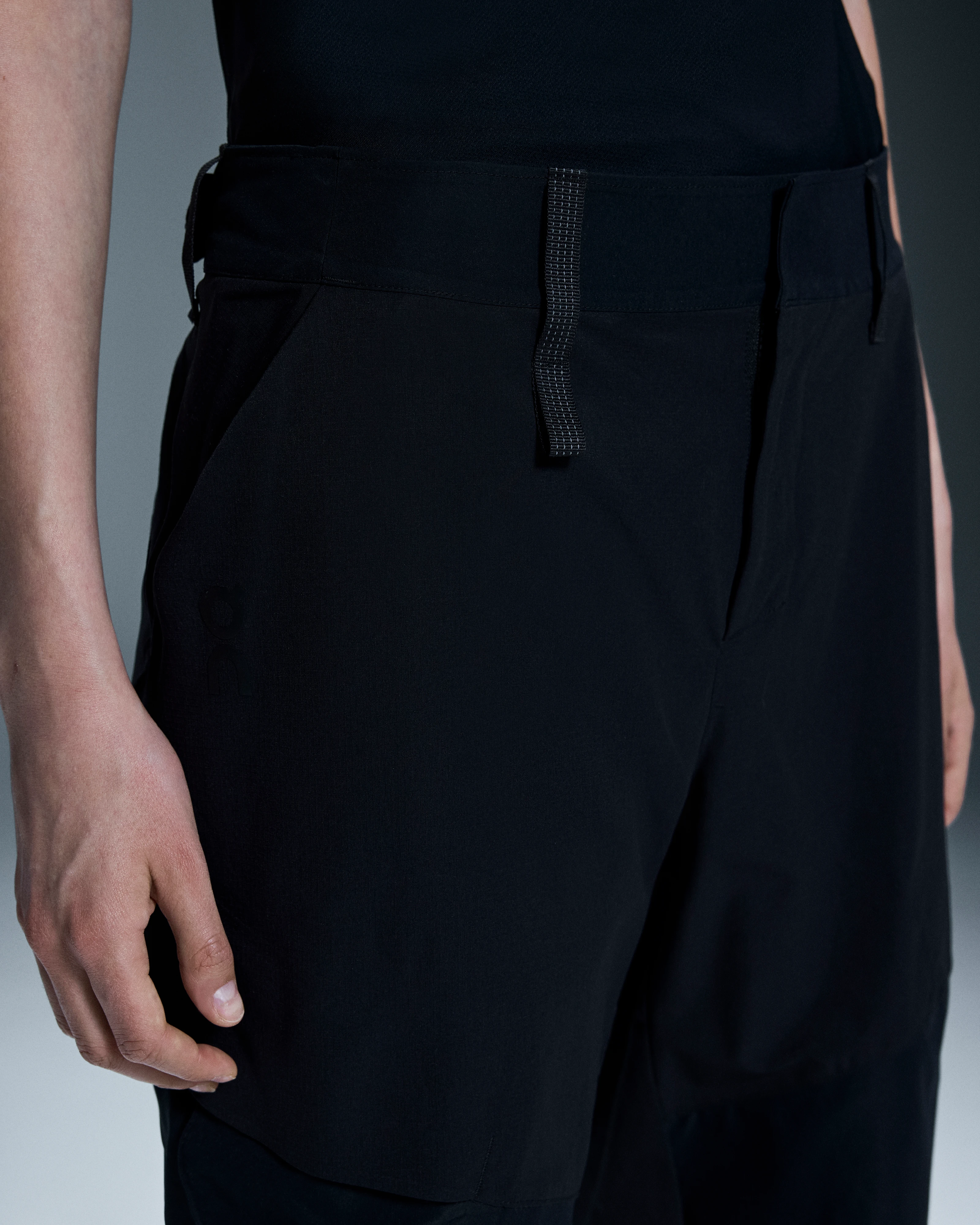 On Explorer Pants Black Femme Pantalons