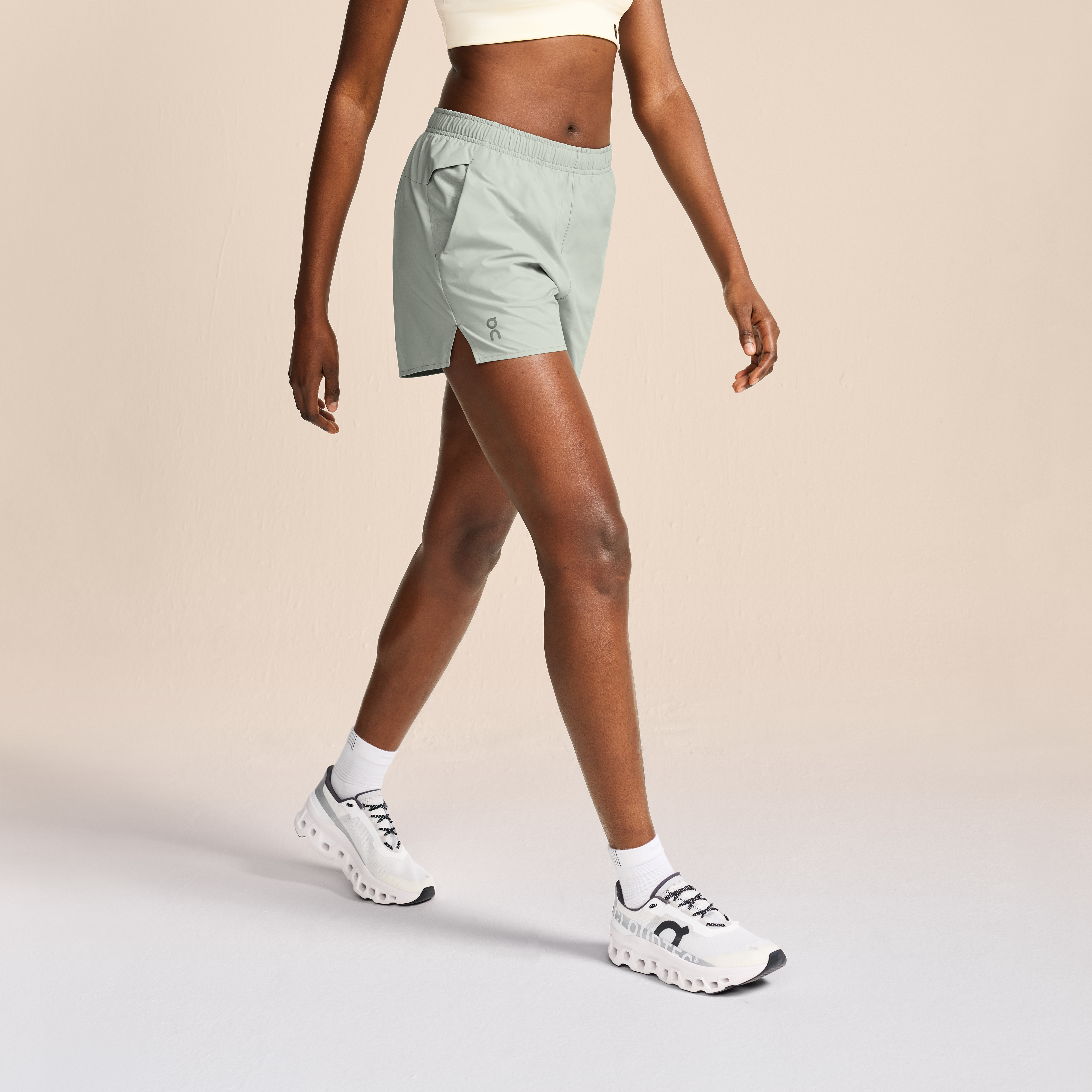 On Essential Shorts Cobble Femme – Running, training quotidien, polyvalent Shorts