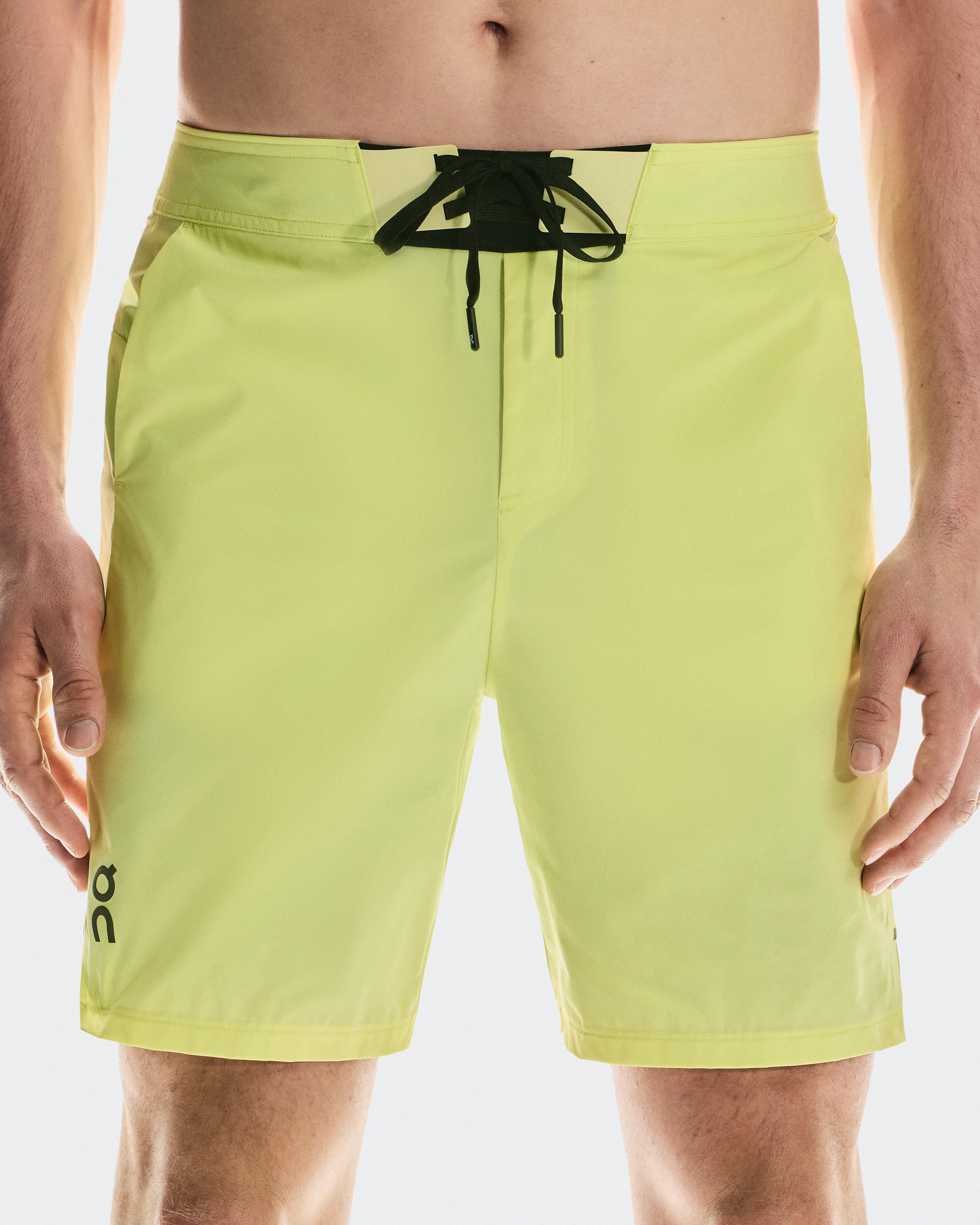 On Performance Hybrid Short Limelight Homme Shorts