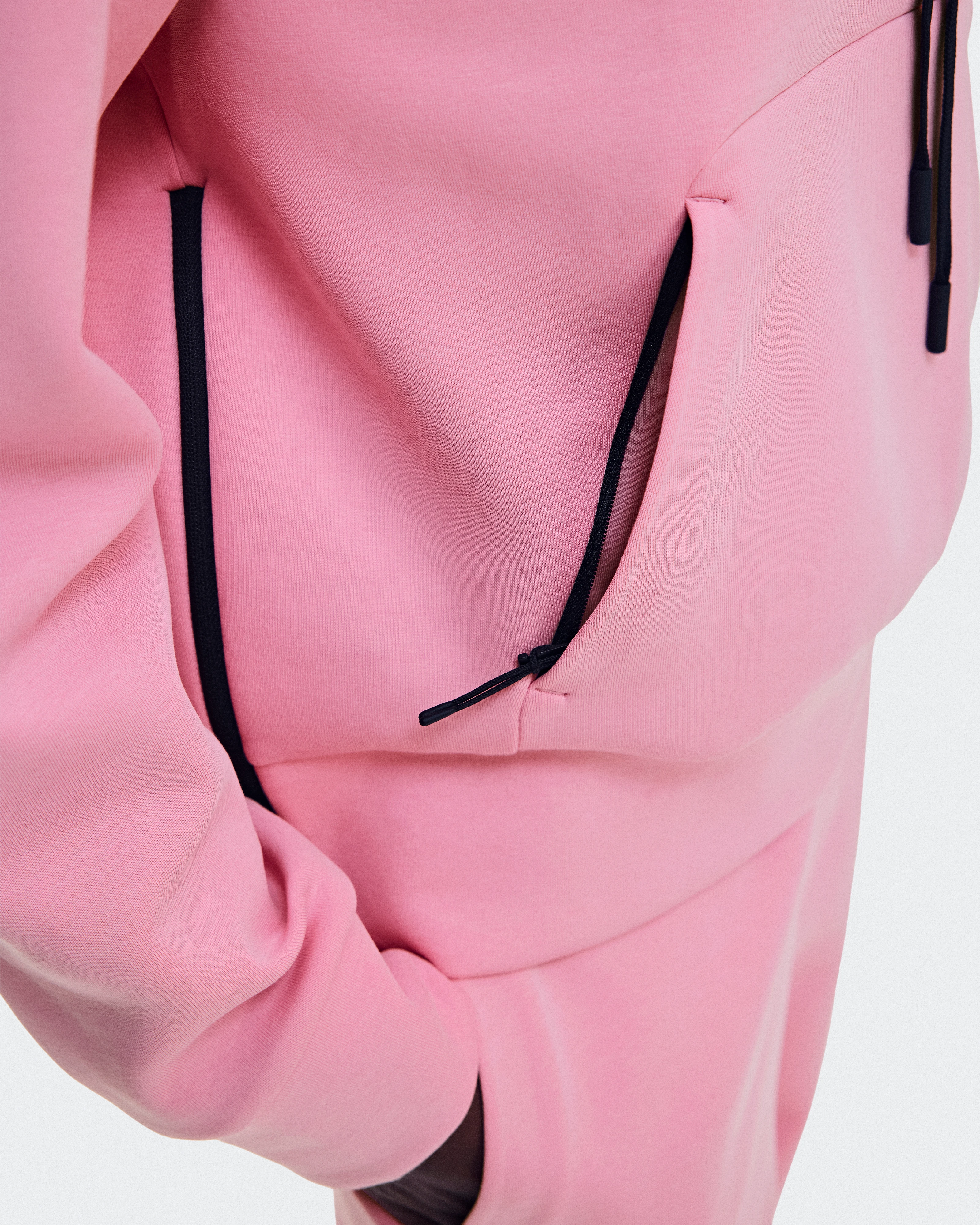 On Focus Tech Hoodie Magnolia Femme Sweats à capuche et sweats