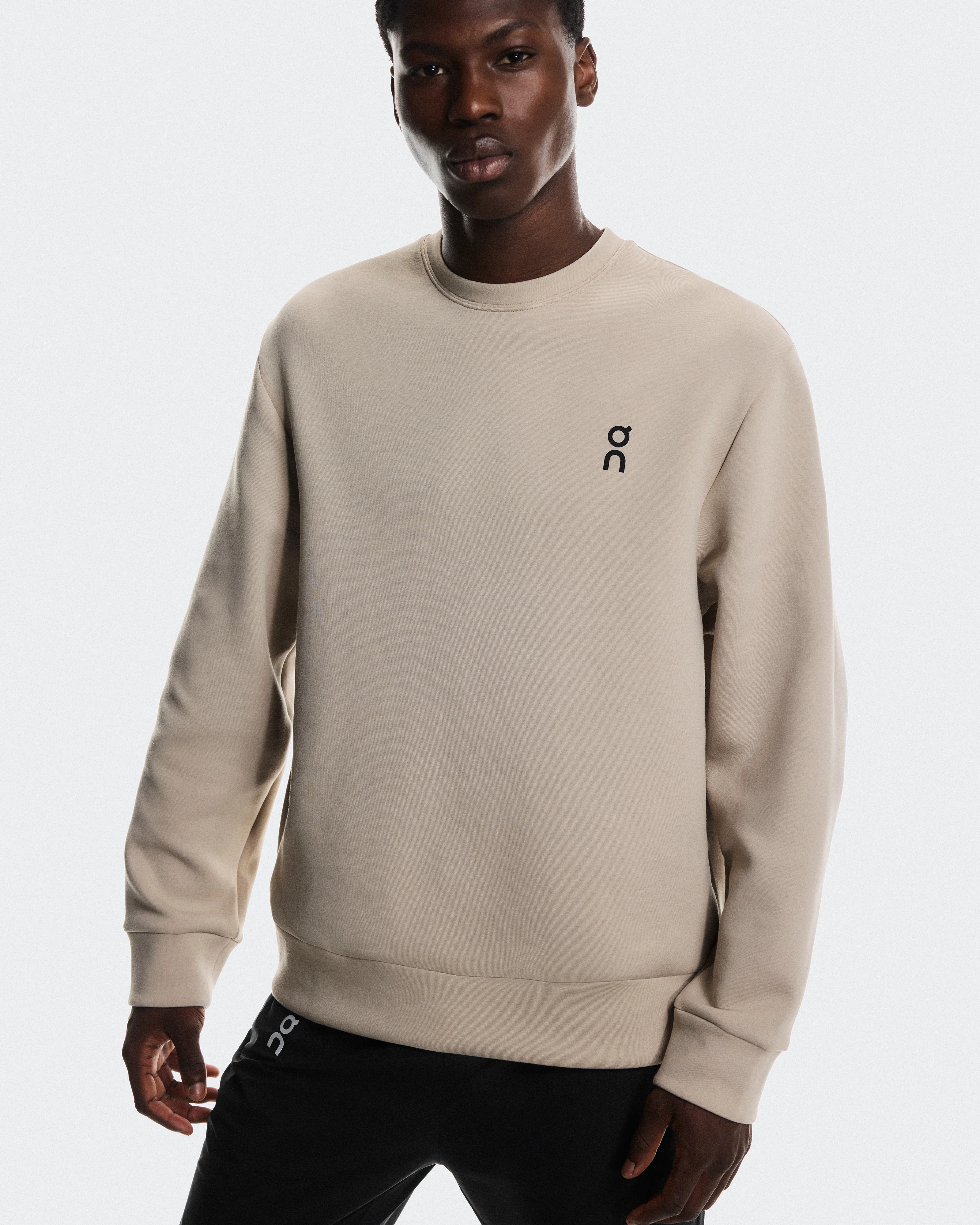 On Focus Tech Crew Desert Homme Sweats à capuche et sweats
