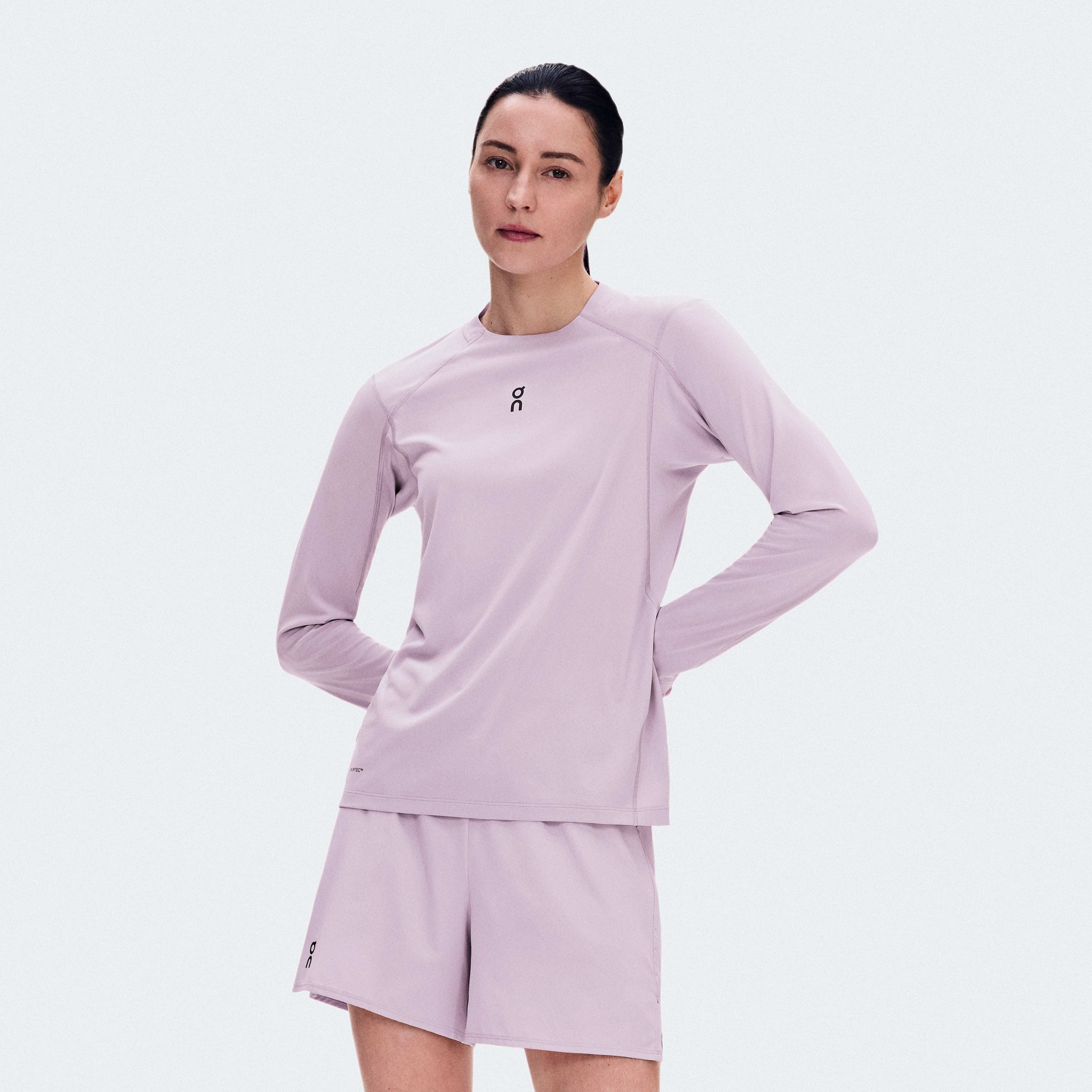 On Trail Long-T Solar Foxglove Femme – Trail running, UPF40+, running par temps chaud et ensoleillé Running de trail