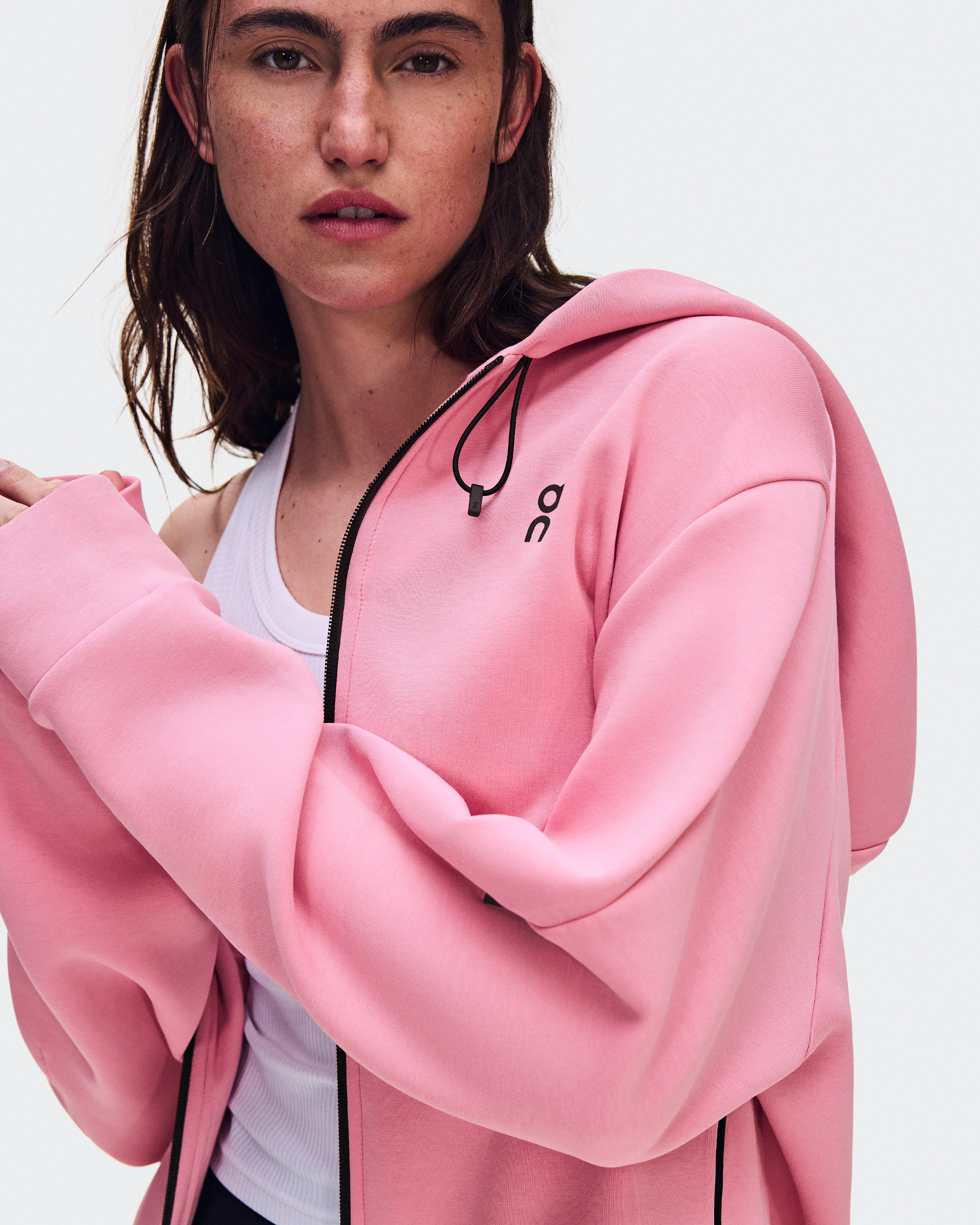 On Focus Tech Zip Hoodie Magnolia Femme Sweats à capuche et sweats