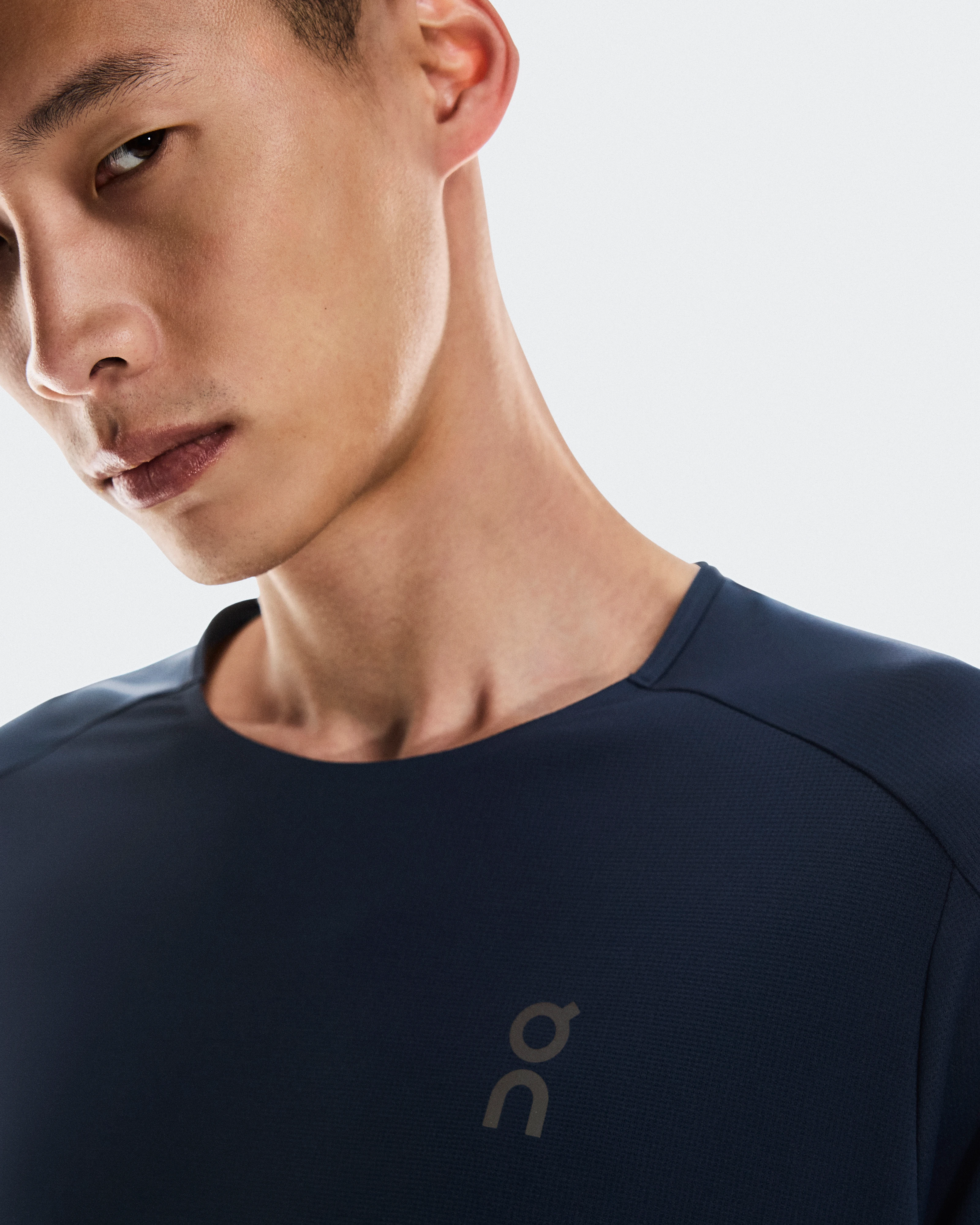On Performance Long-T Navy & Black Homme Hauts et t-shirts