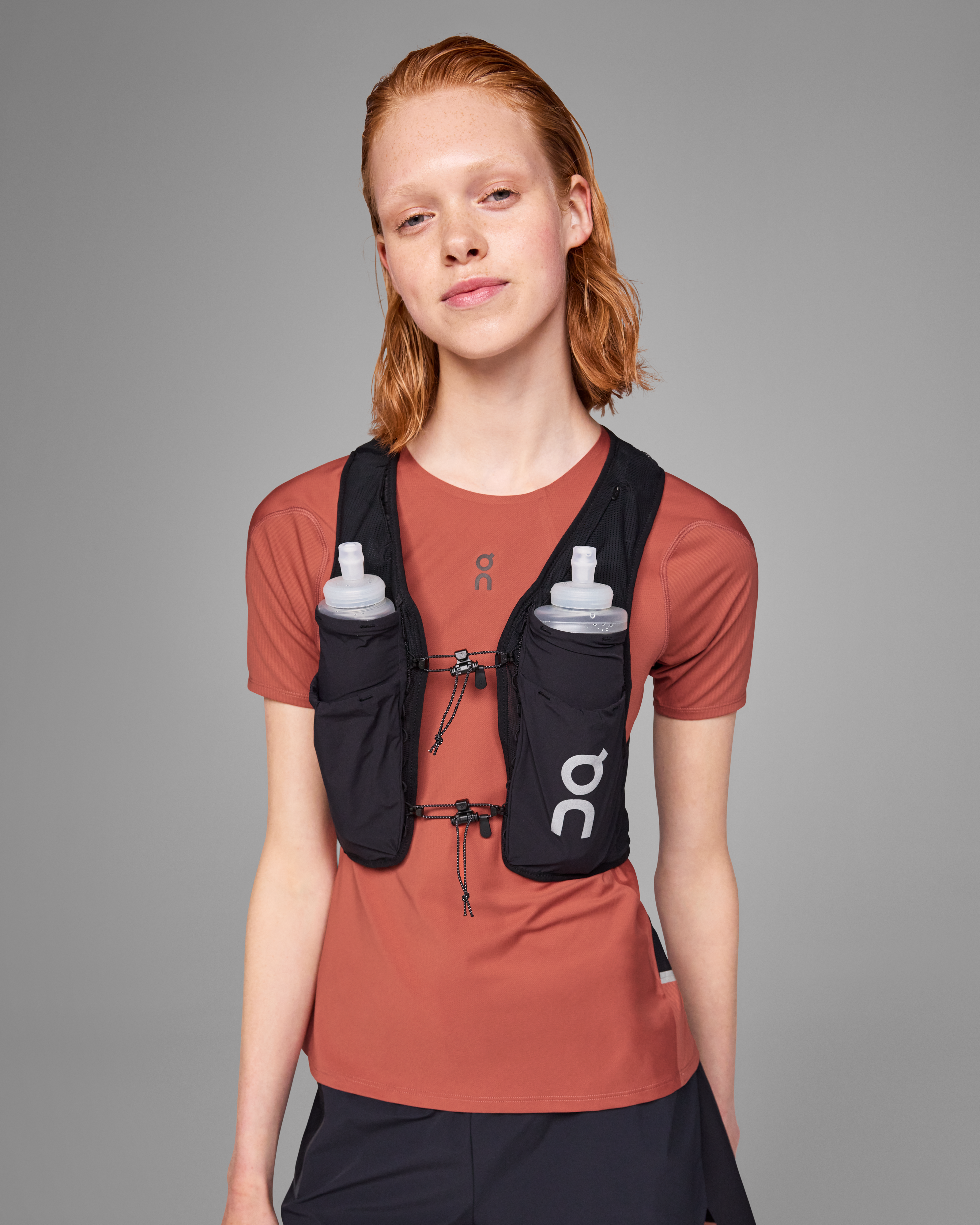 On Ultra Vest 5L Black Unisexe Gilet