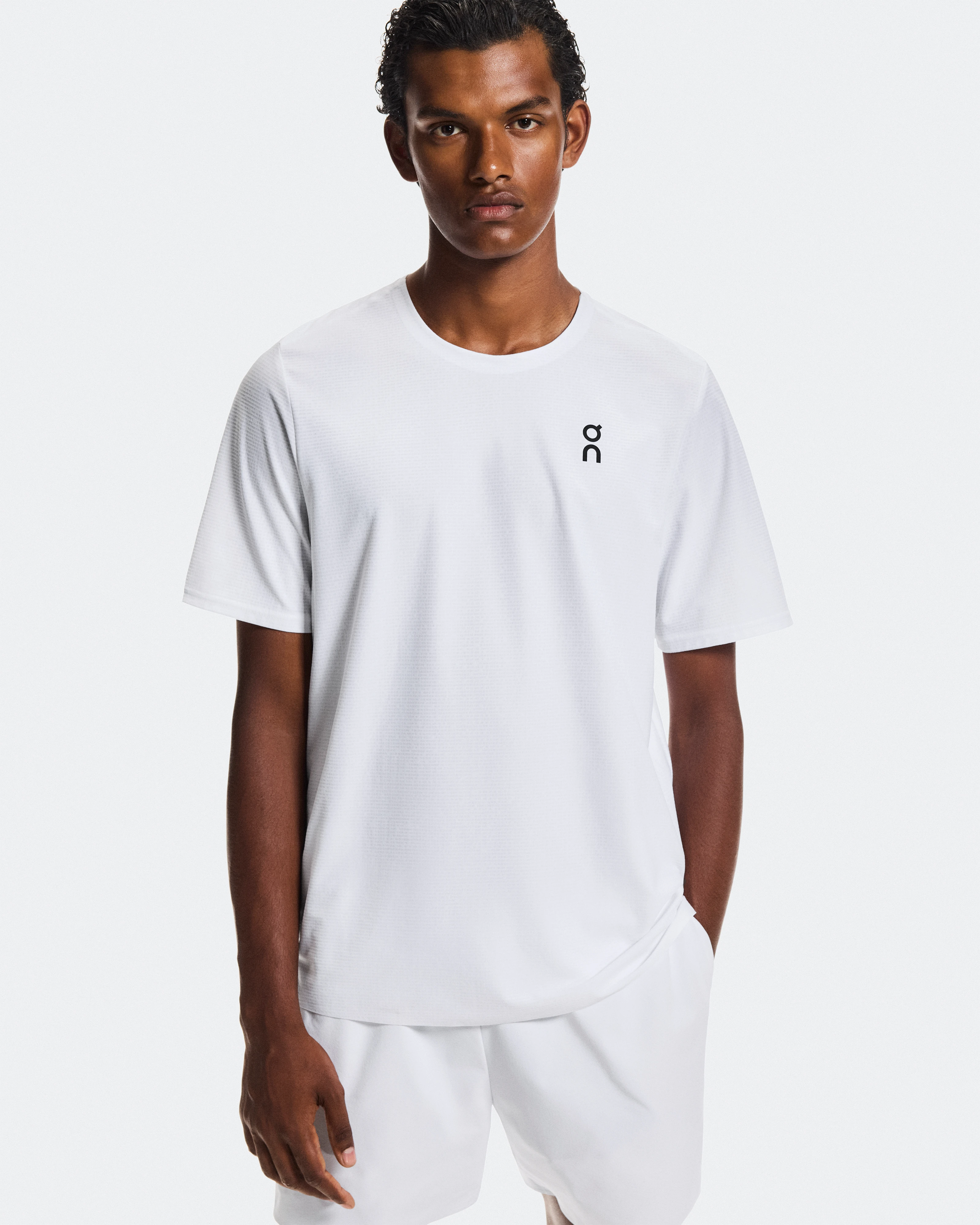 On Court-T White Homme Hauts et t-shirts