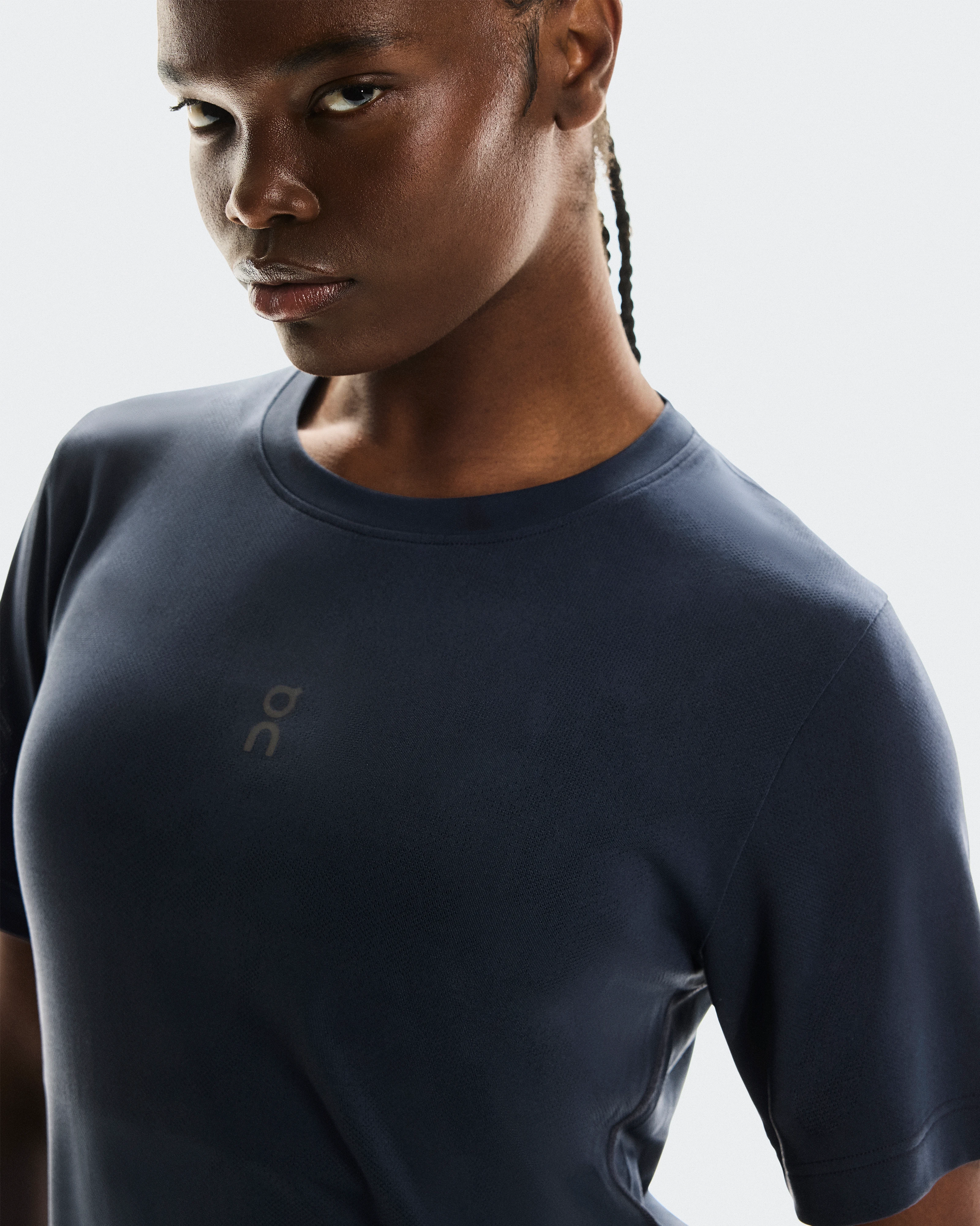 On Trail-T Navy Femme Hauts et t-shirts