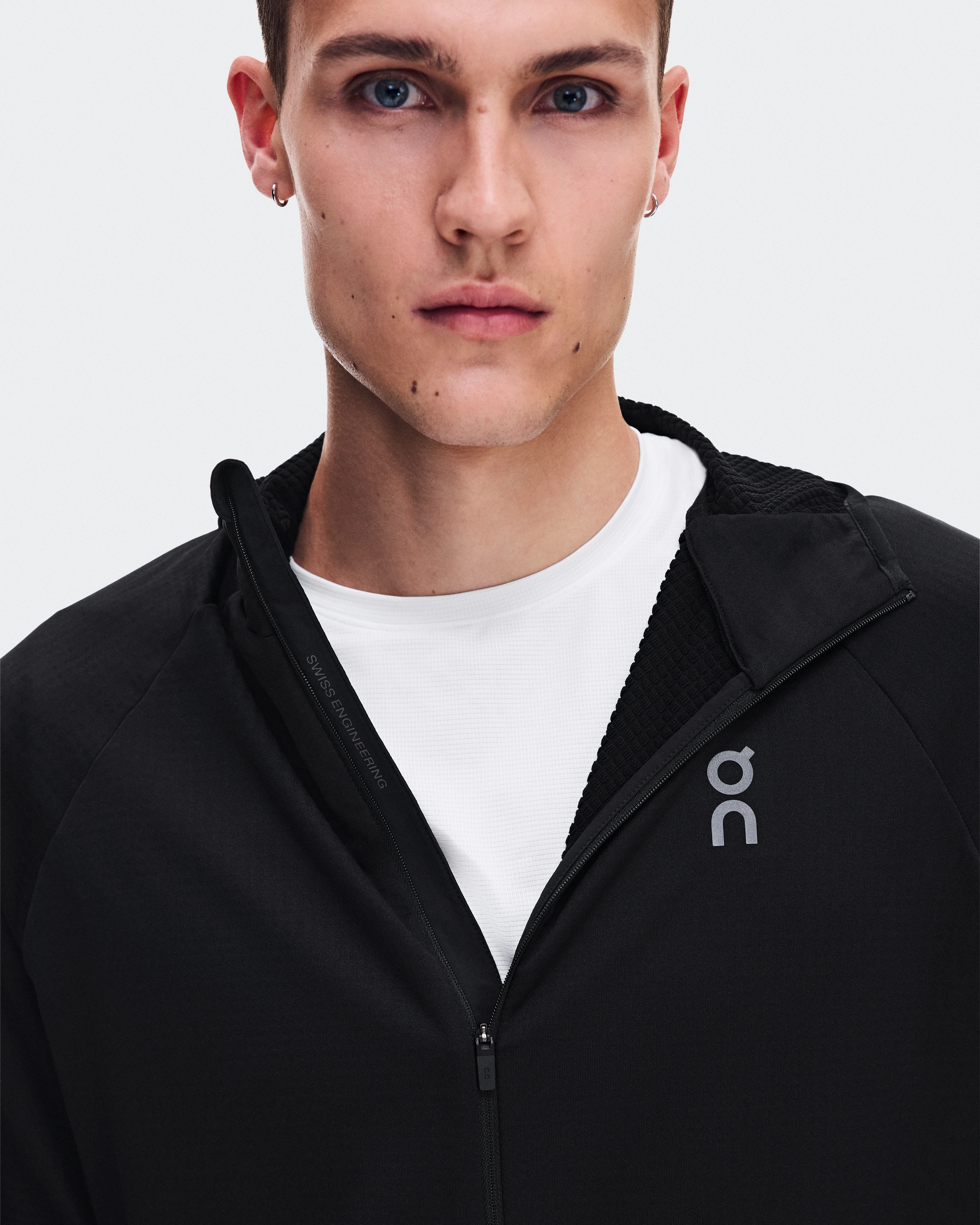 On Climate Zip Hoodie Black Homme Sweats à capuche et sweats