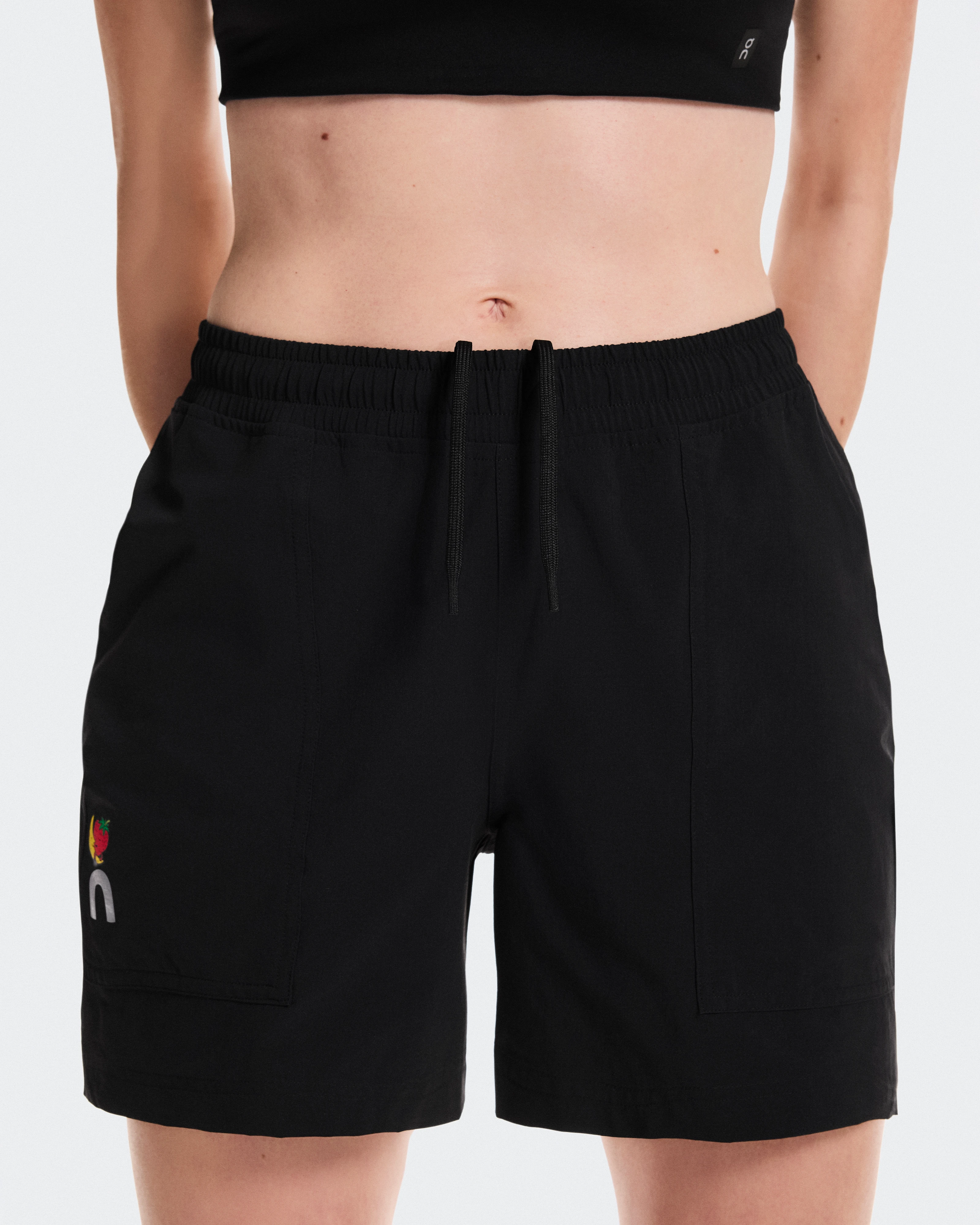 On Trek Shorts SHF Black Femme Shorts