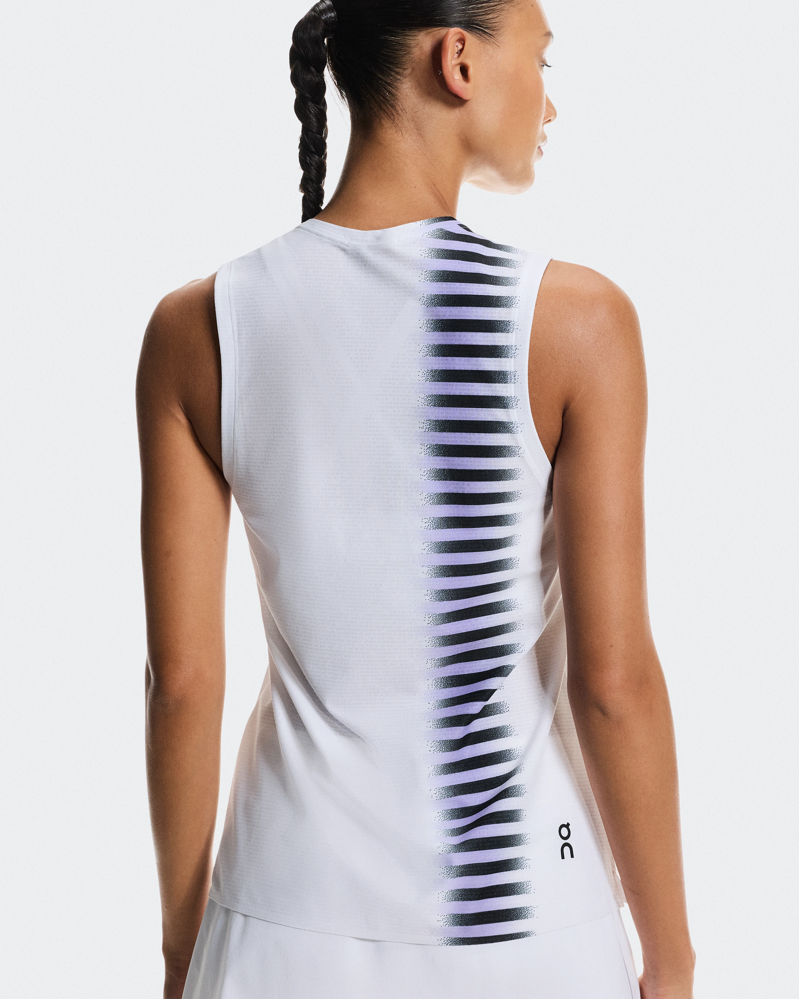 On Court Tank Edge White & Black Femme Hauts et t-shirts