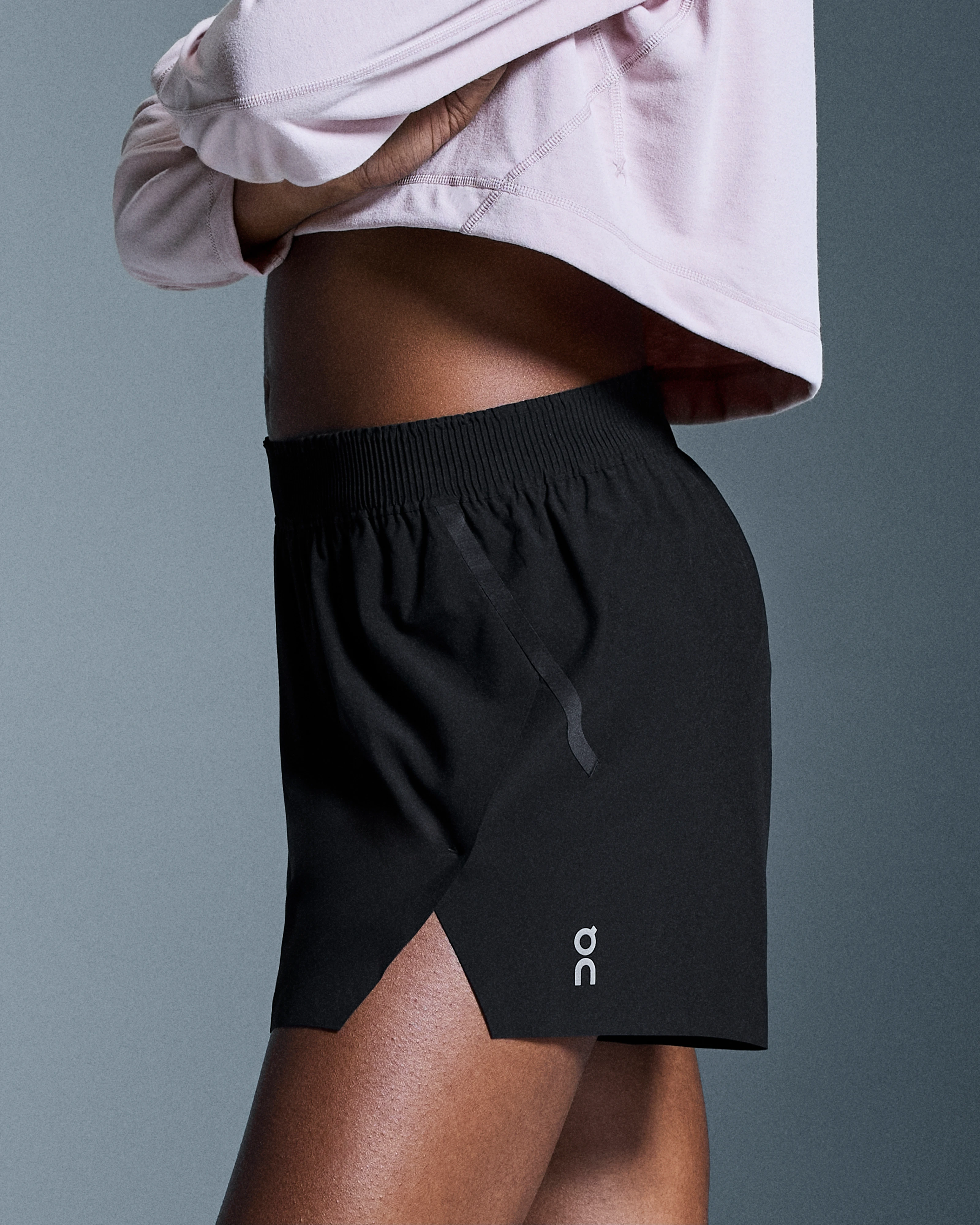 On Train Shorts Black Femme Shorts