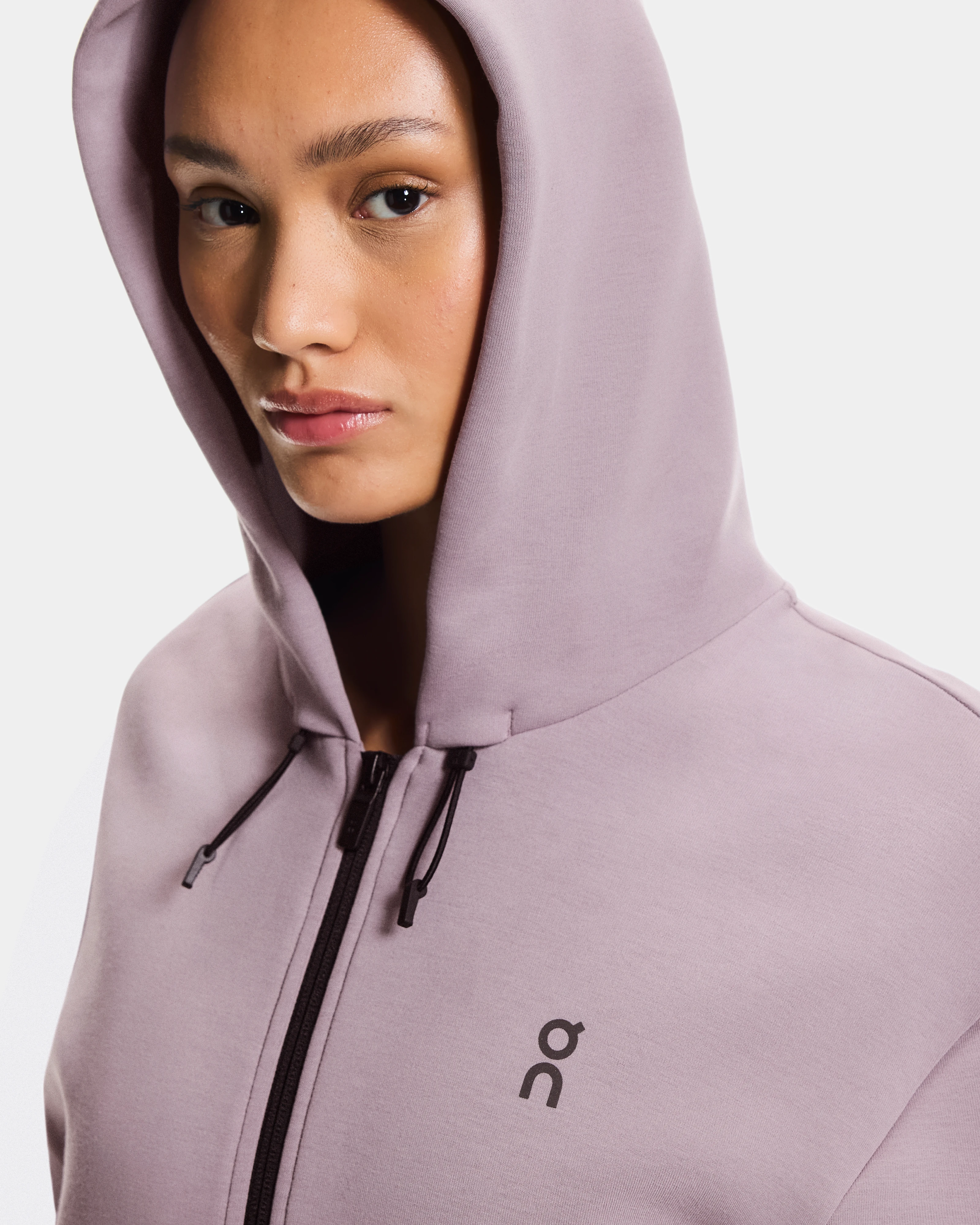 On Focus Tech Zip Hoodie Heron Femme Sweats à capuche et sweats