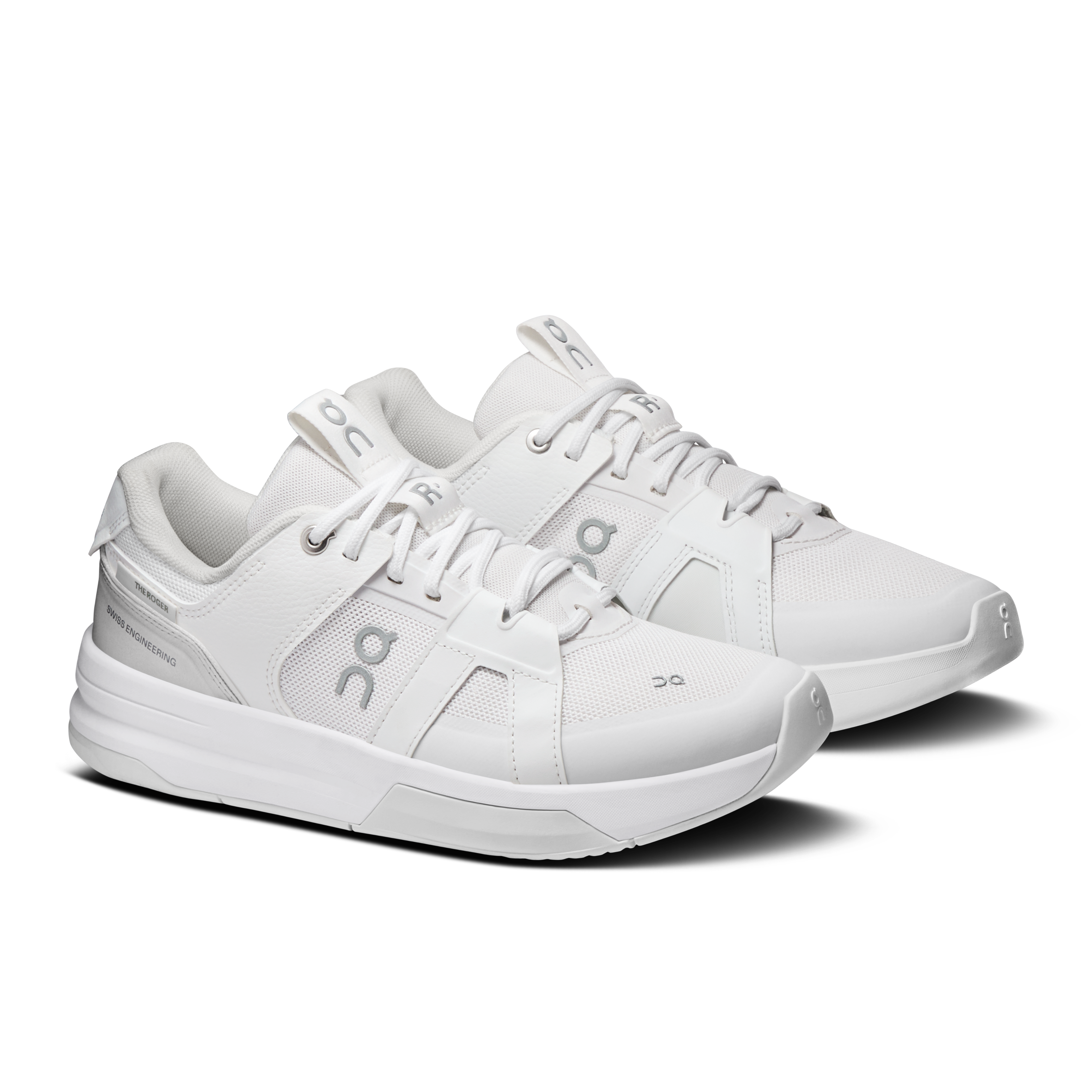 On THE ROGER Clubhouse Pro 2 White & Ivory Femme Tennis Chaussures