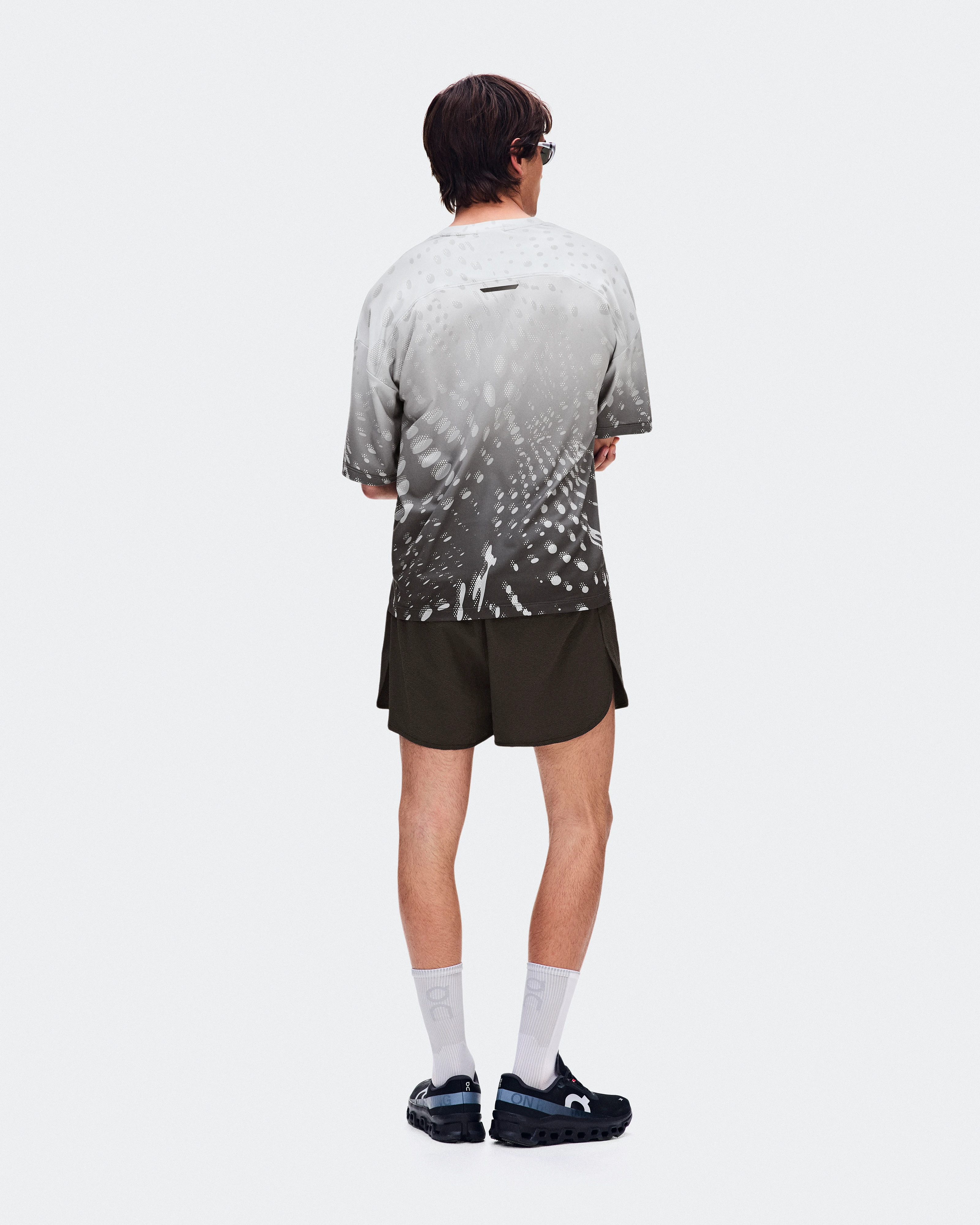 On Performance Volt-T Espresso Homme Hauts et t-shirts