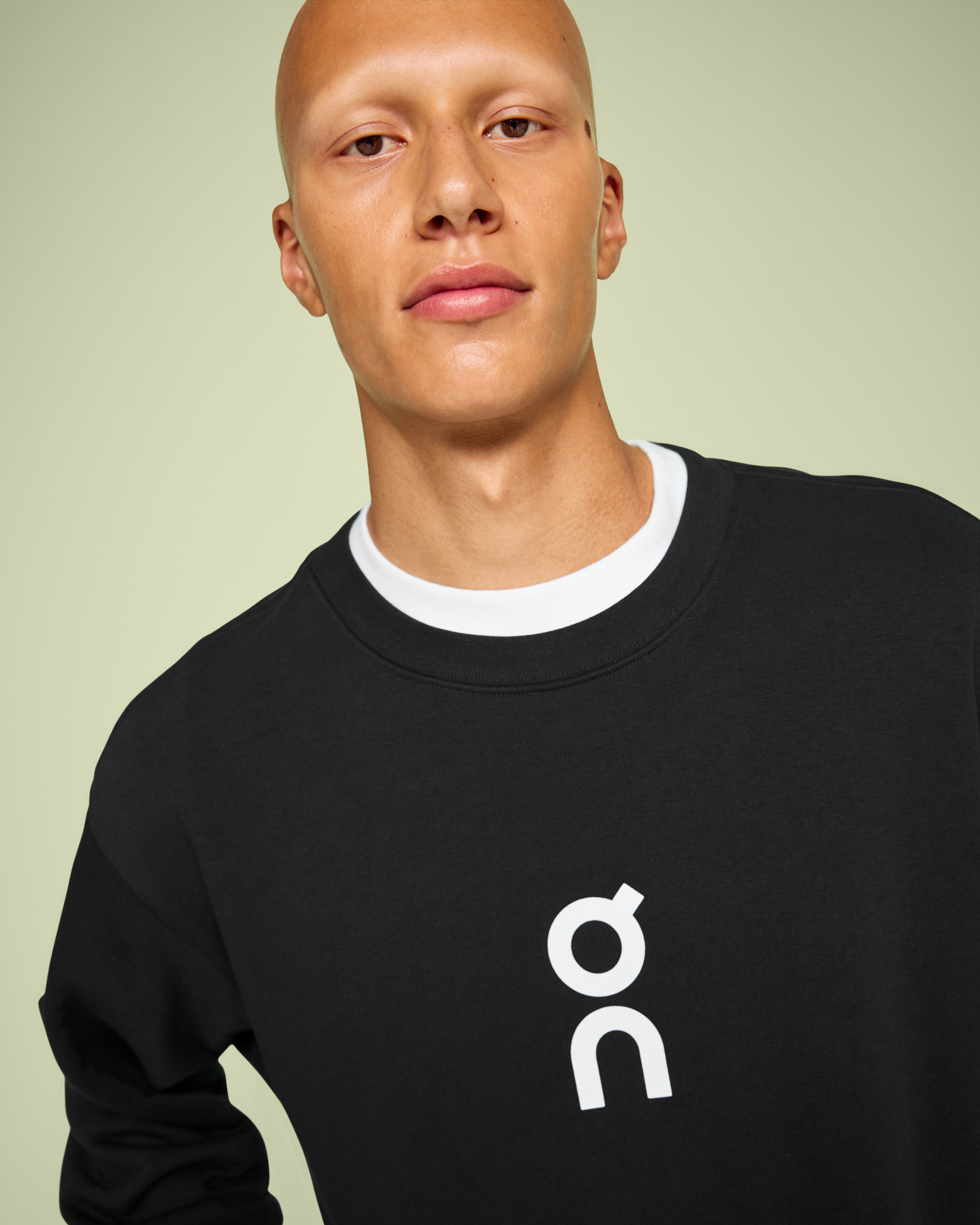 On Club Crew Black Homme Sweats à capuche et sweats