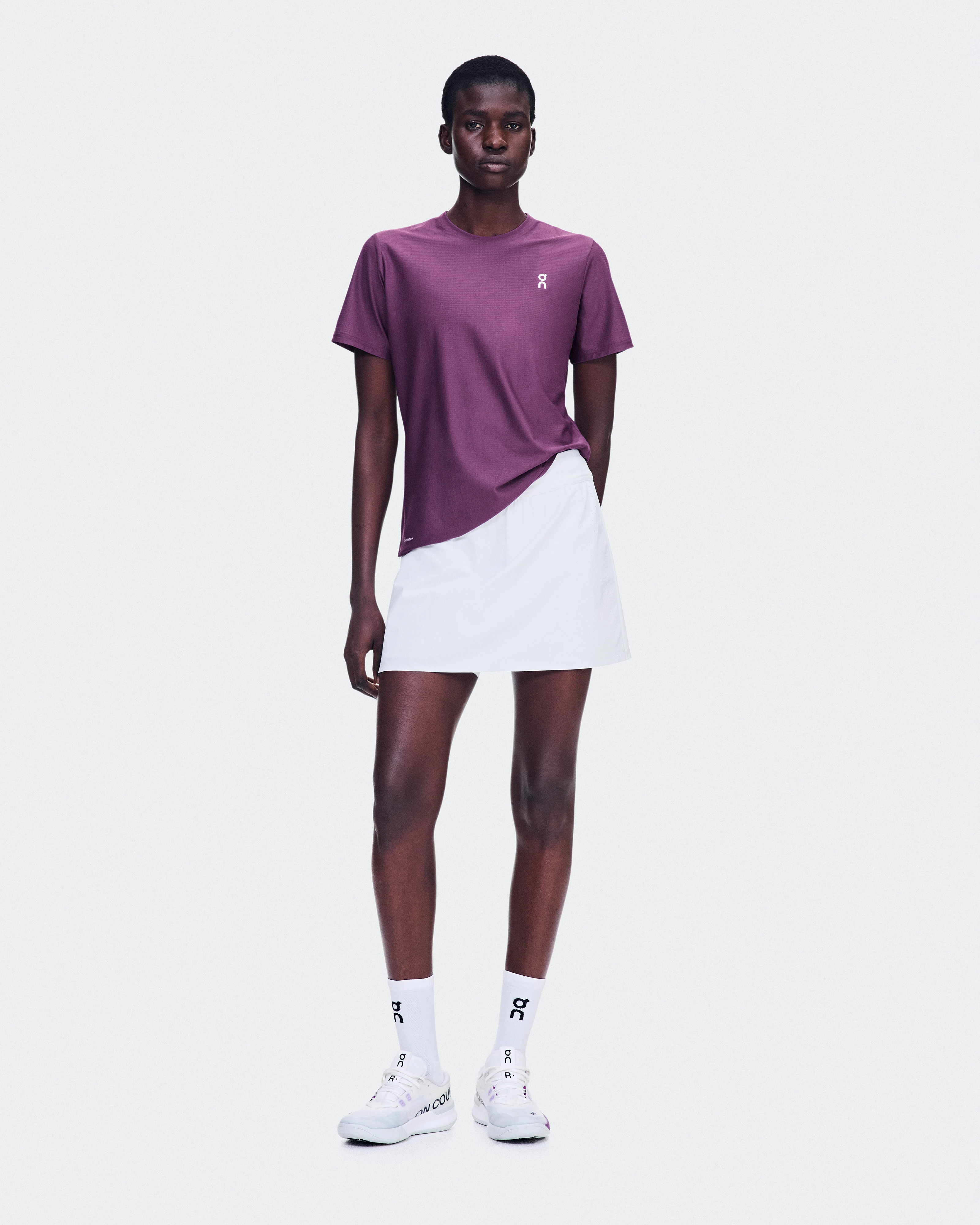 On Court-T Cassis Femme Hauts et t-shirts
