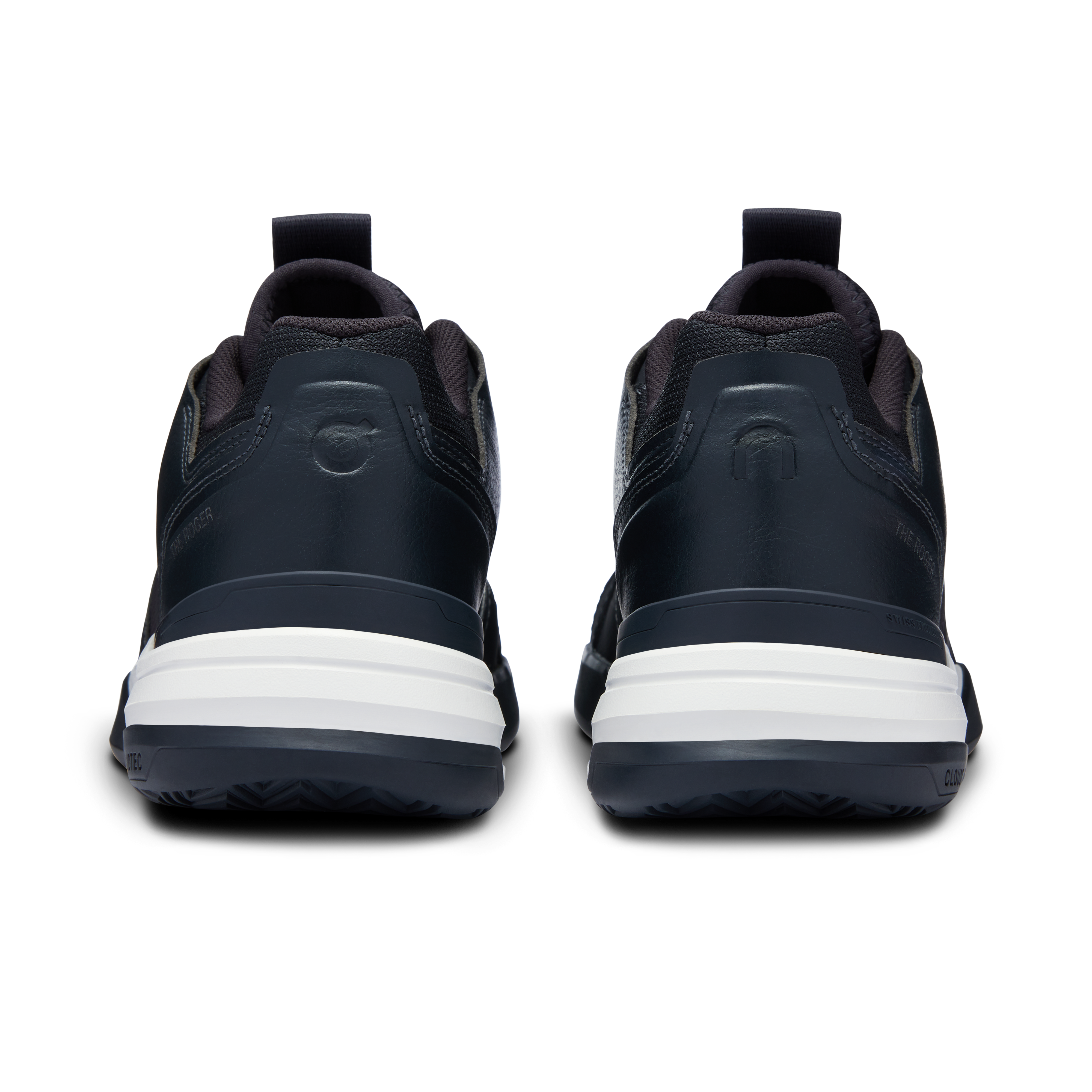 On THE ROGER Clubhouse Pro Black & White Femme Tennis Chaussures