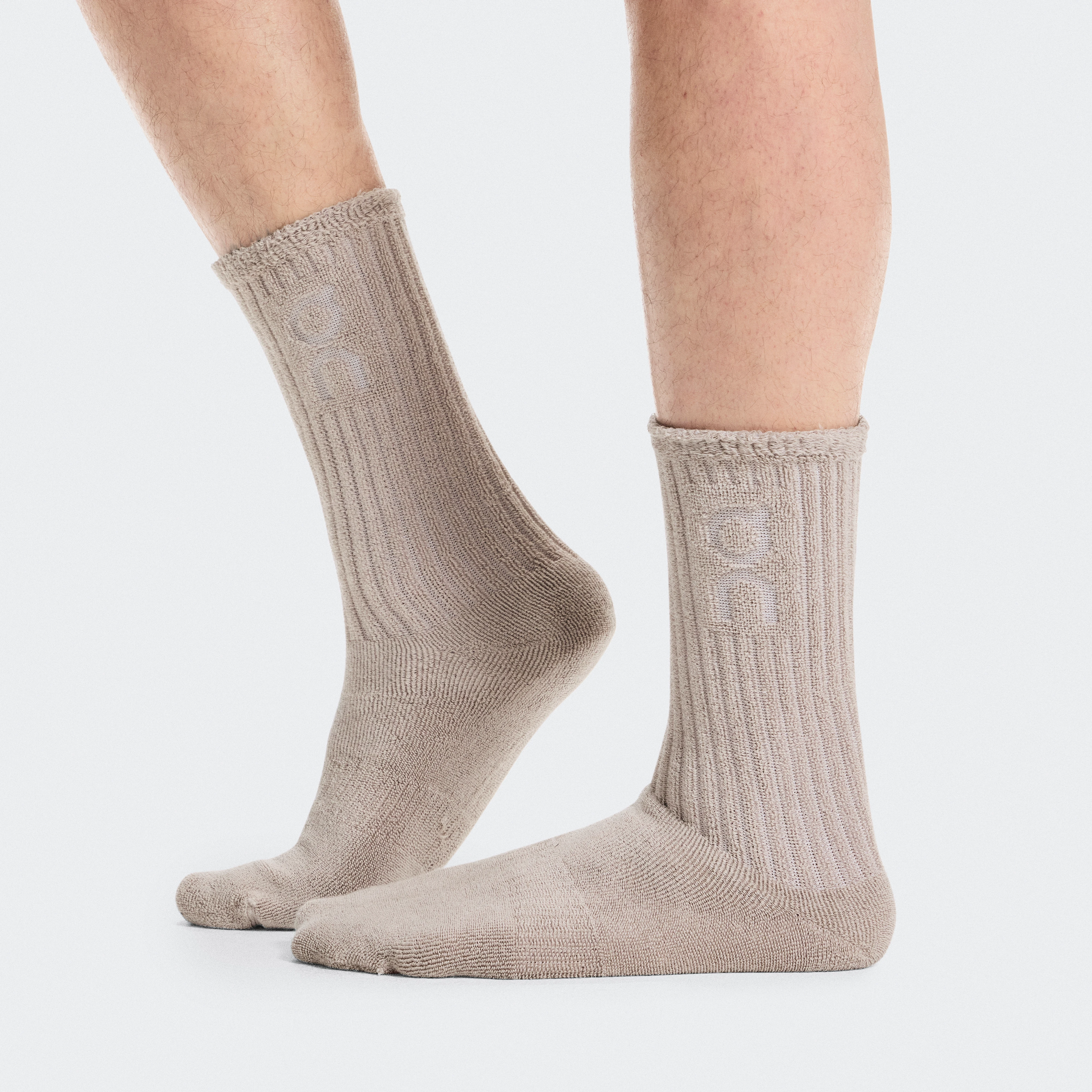 On Terry Sock High Fog Unisexe – Quotidien, ultra-douces, soutien voûte plantaire Chaussettes