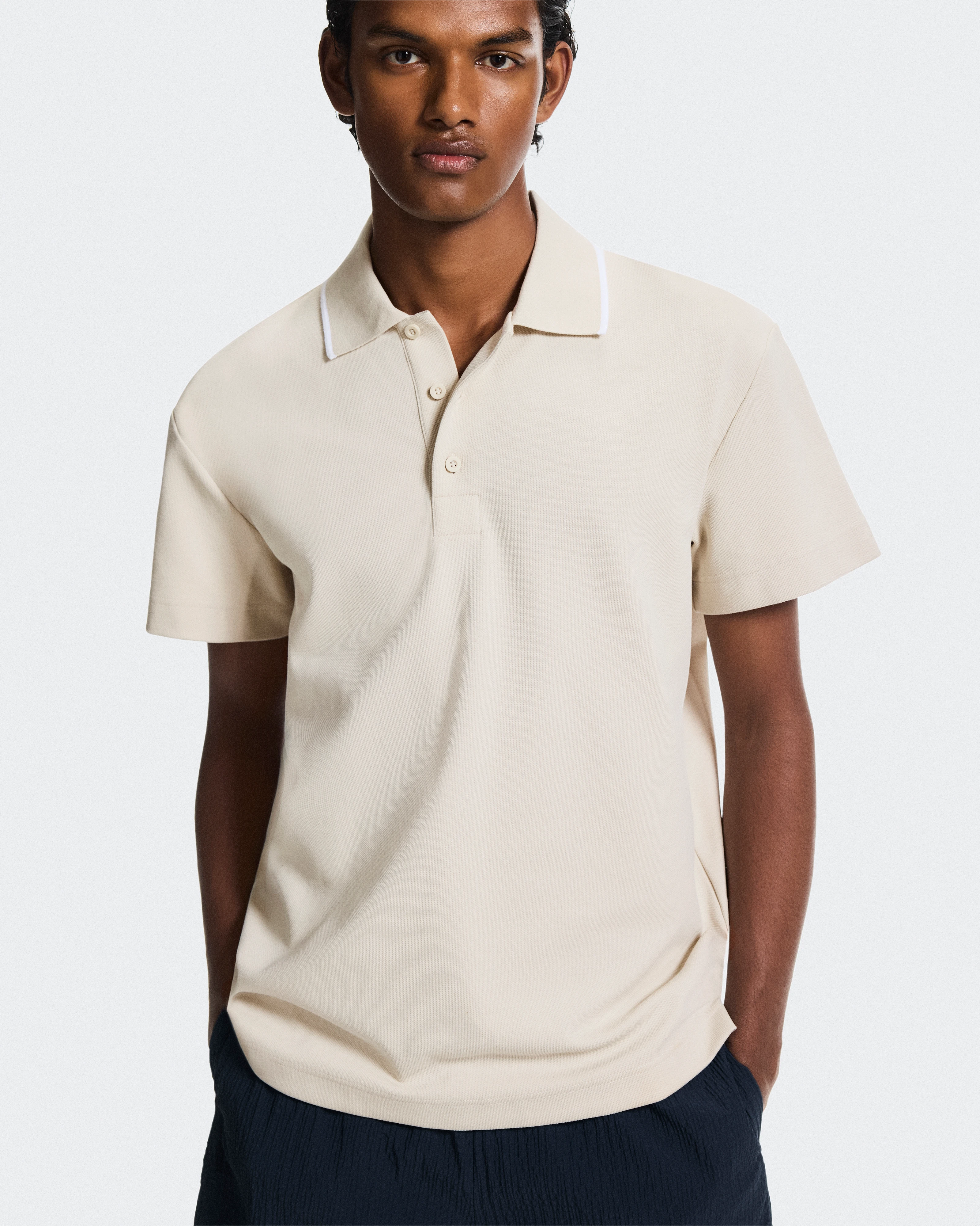 On Courtside Polo Sand & White Homme Hauts et t-shirts