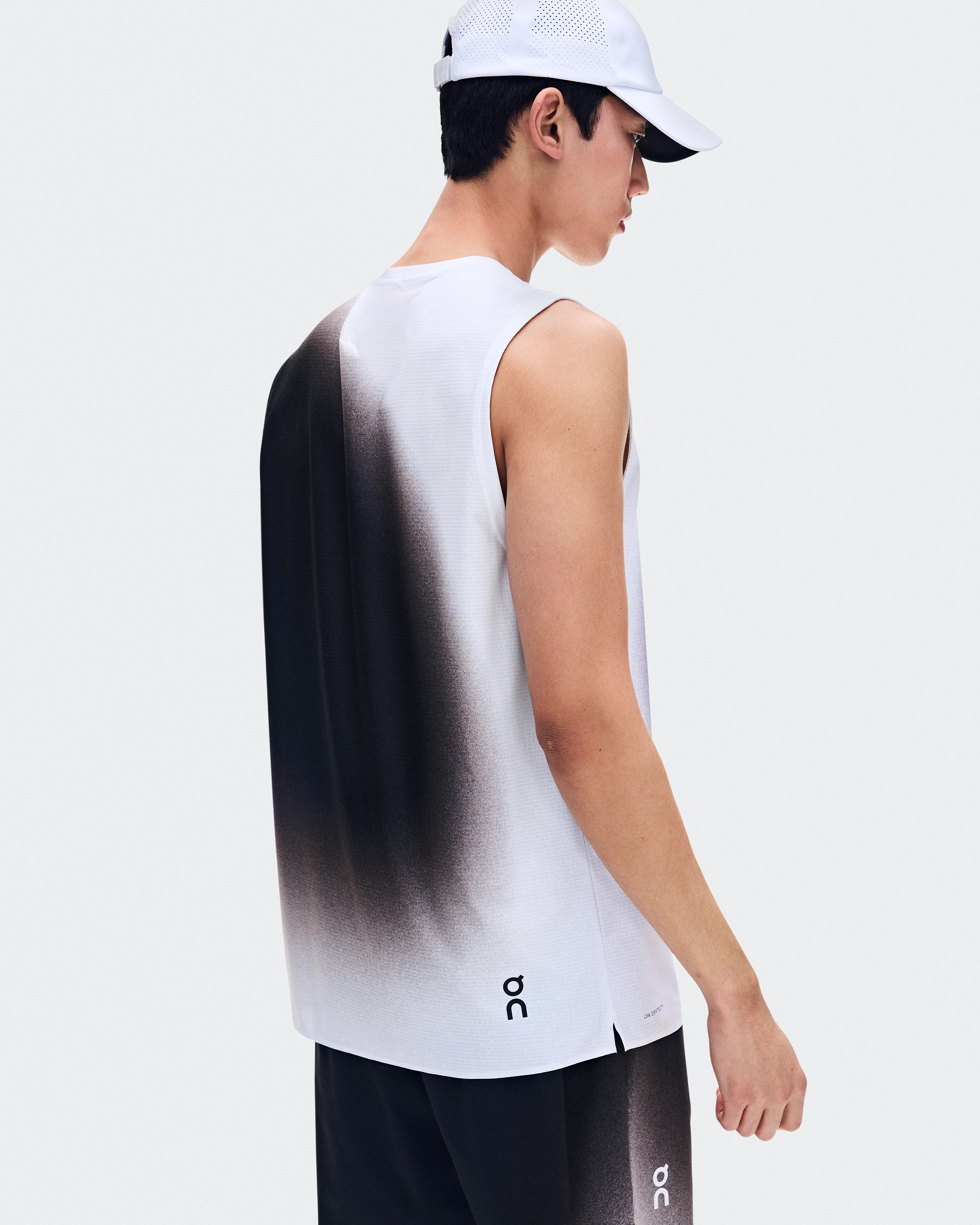 On Court Tank Swing White & Mulberry Homme Hauts et t-shirts