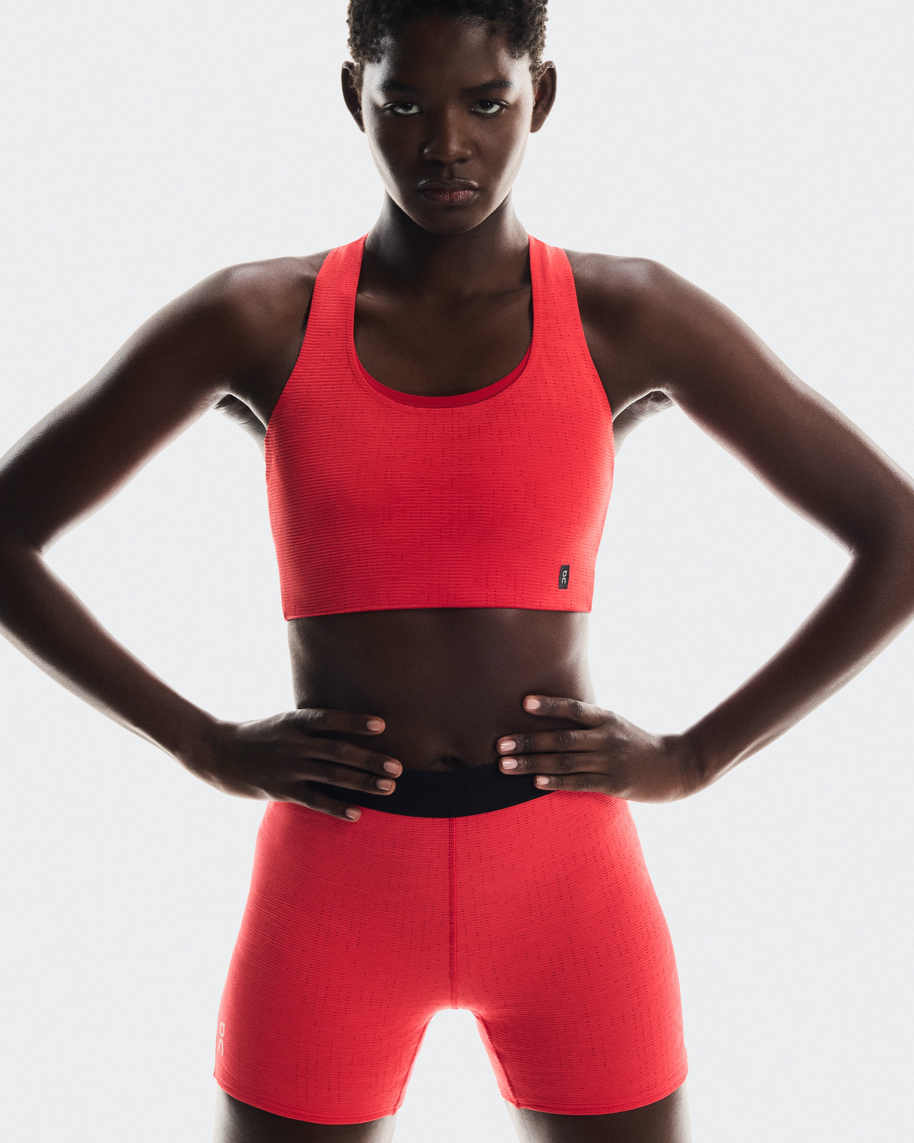 On Pace Tights Short Red Femme Leggings