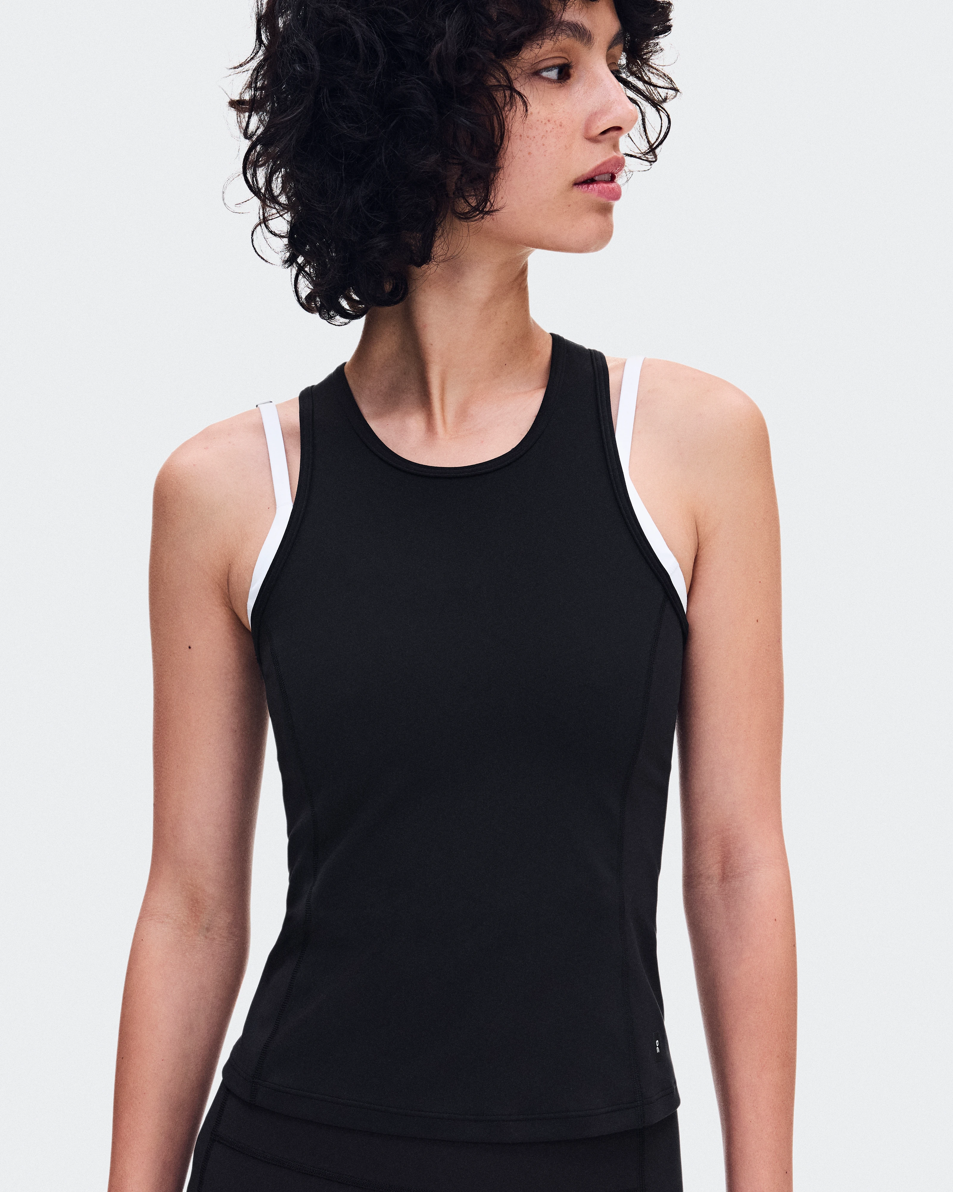 On Studio Tank Black Femme Hauts et t-shirts