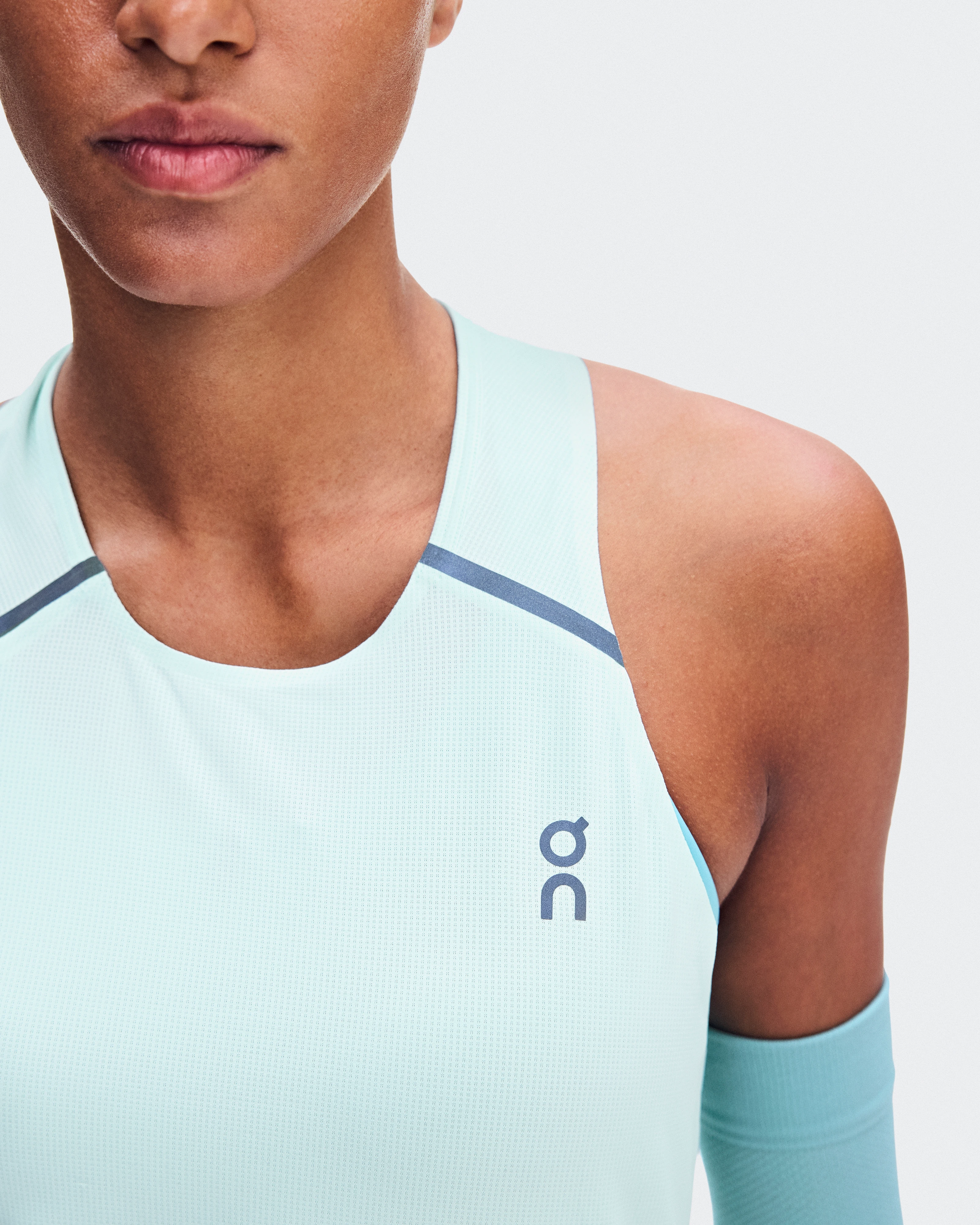 On Performance Tank Flurry & Aquamarine Femme Hauts et t-shirts