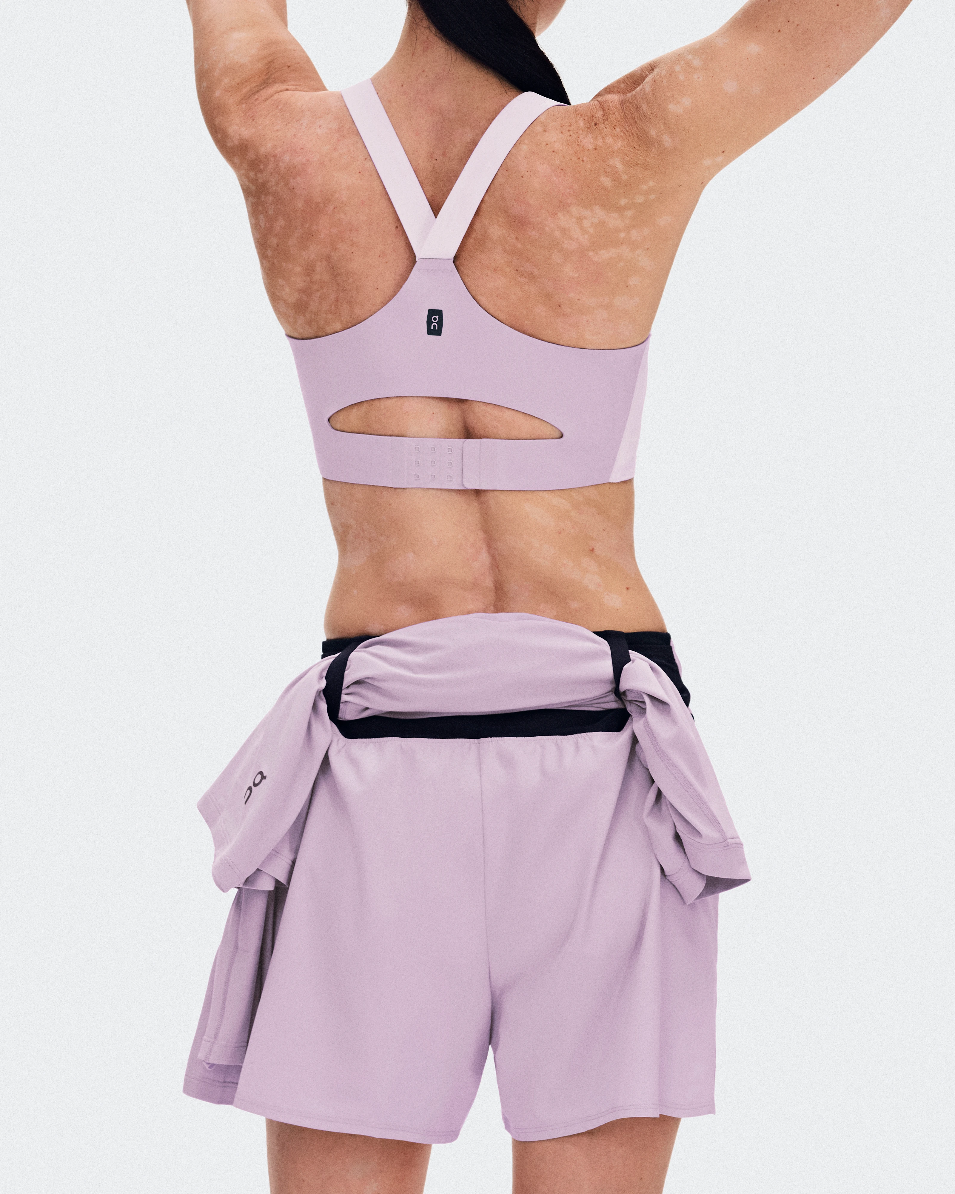 On Trail Shorts Foxglove Femme Shorts