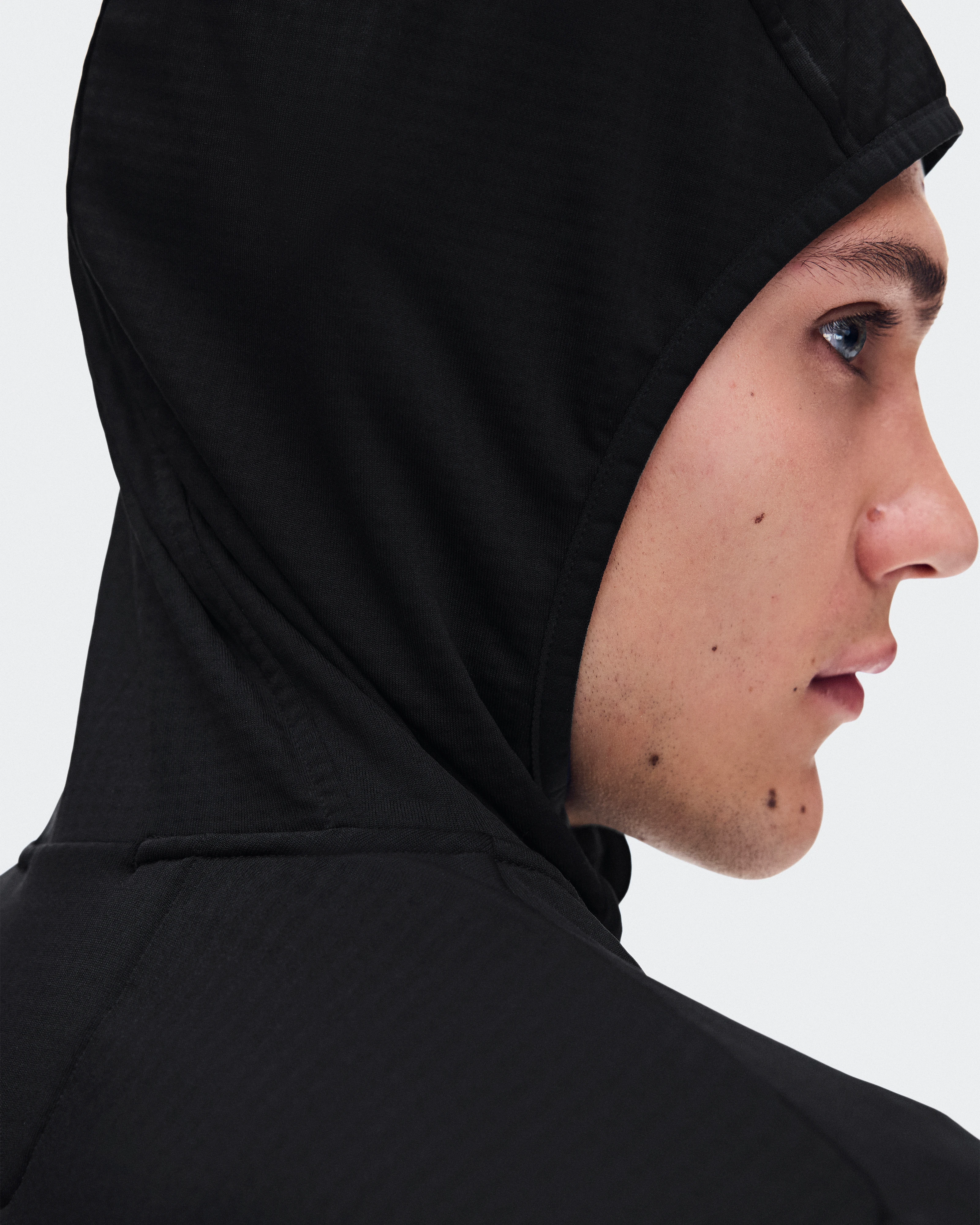 On Climate Zip Hoodie Black Homme Sweats à capuche et sweats