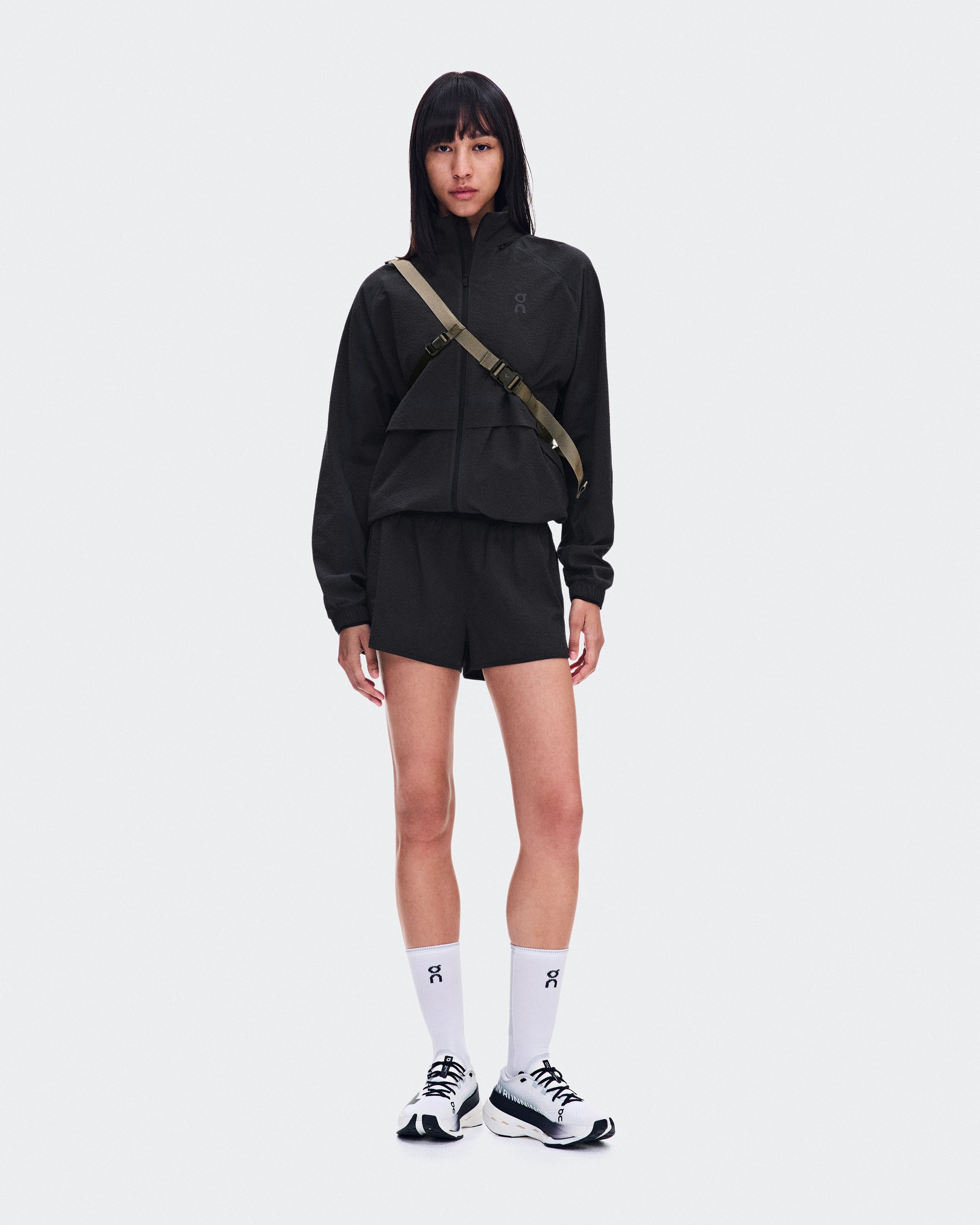 On Sling Pack 9L Olive & Black Unisexe Sacs