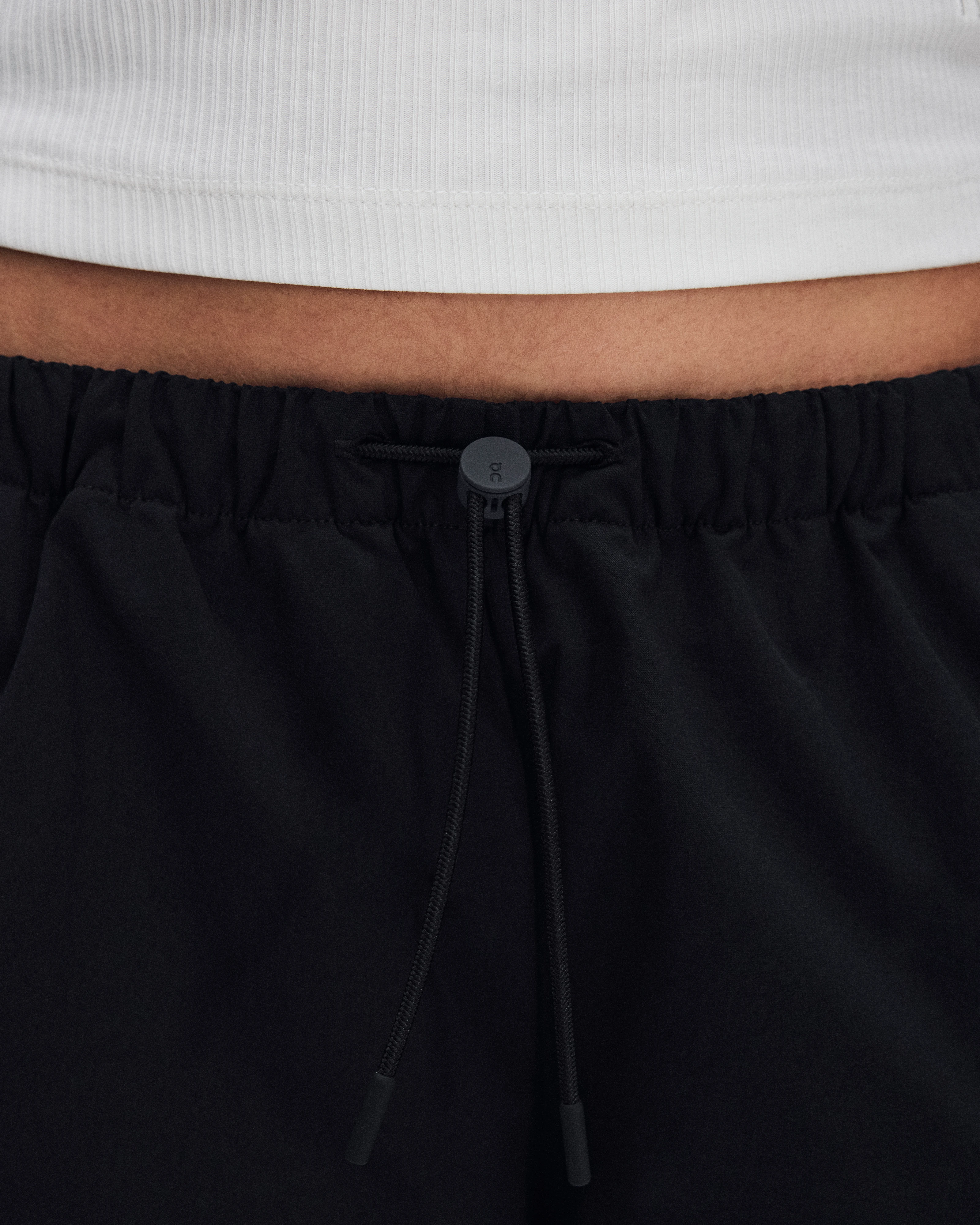 On Bermuda Shorts Black Femme Shorts